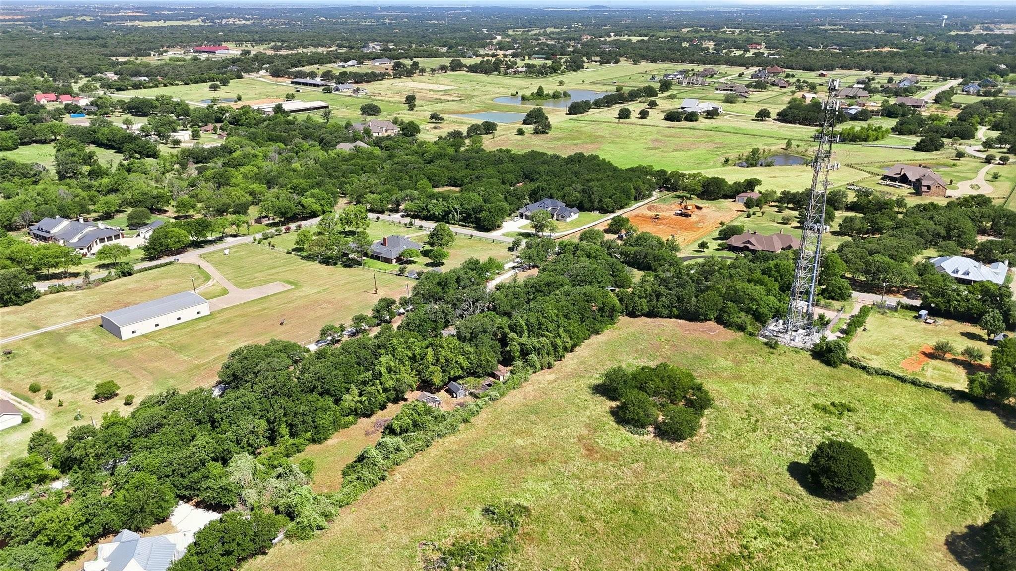 main property photo 25