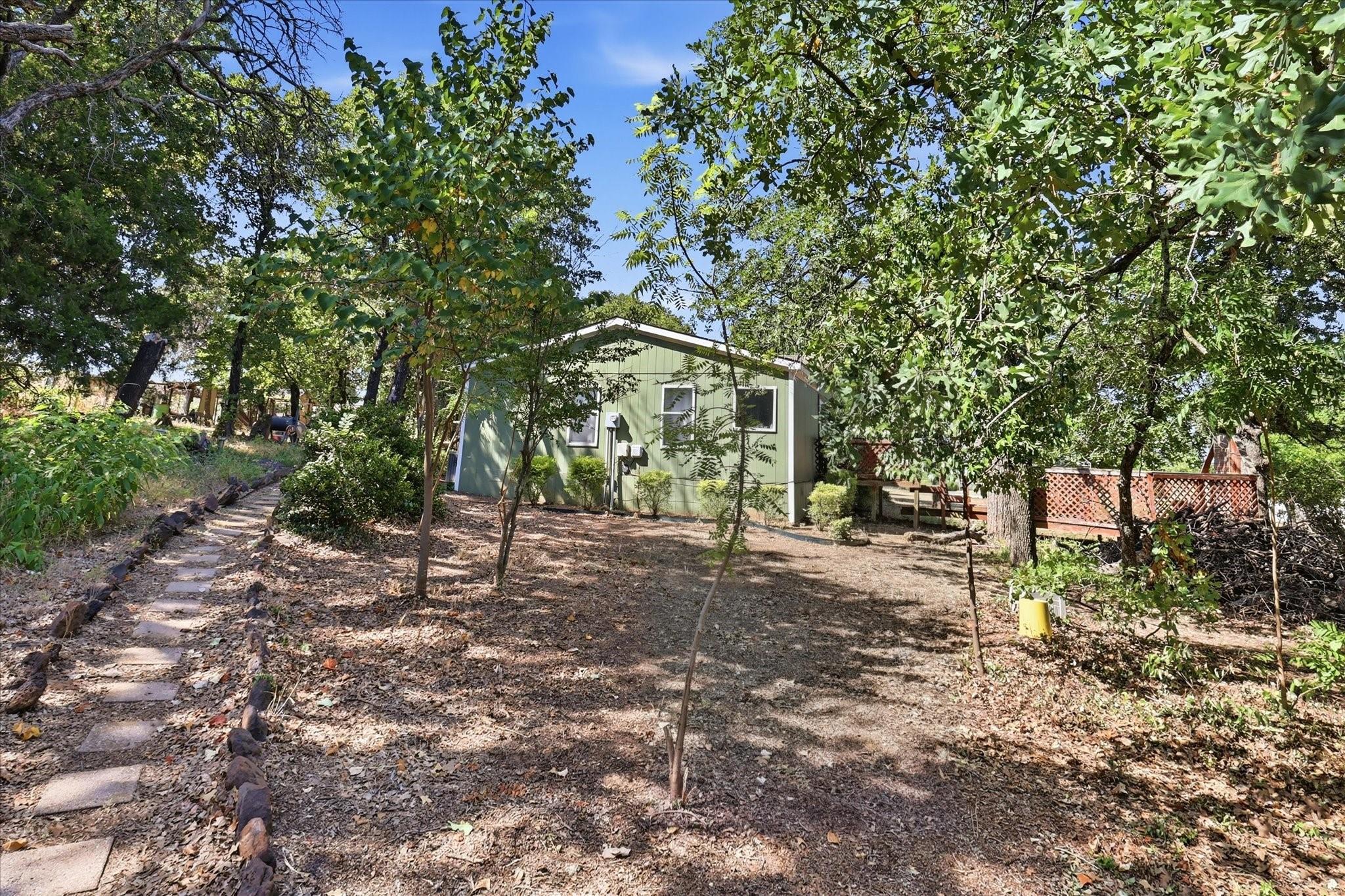 main property photo 30