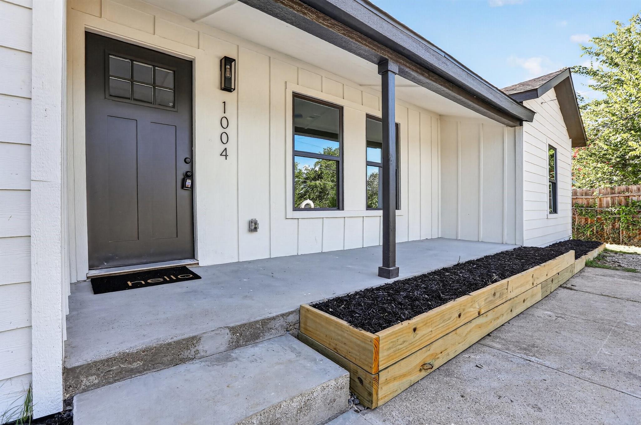 property viewer photo 1