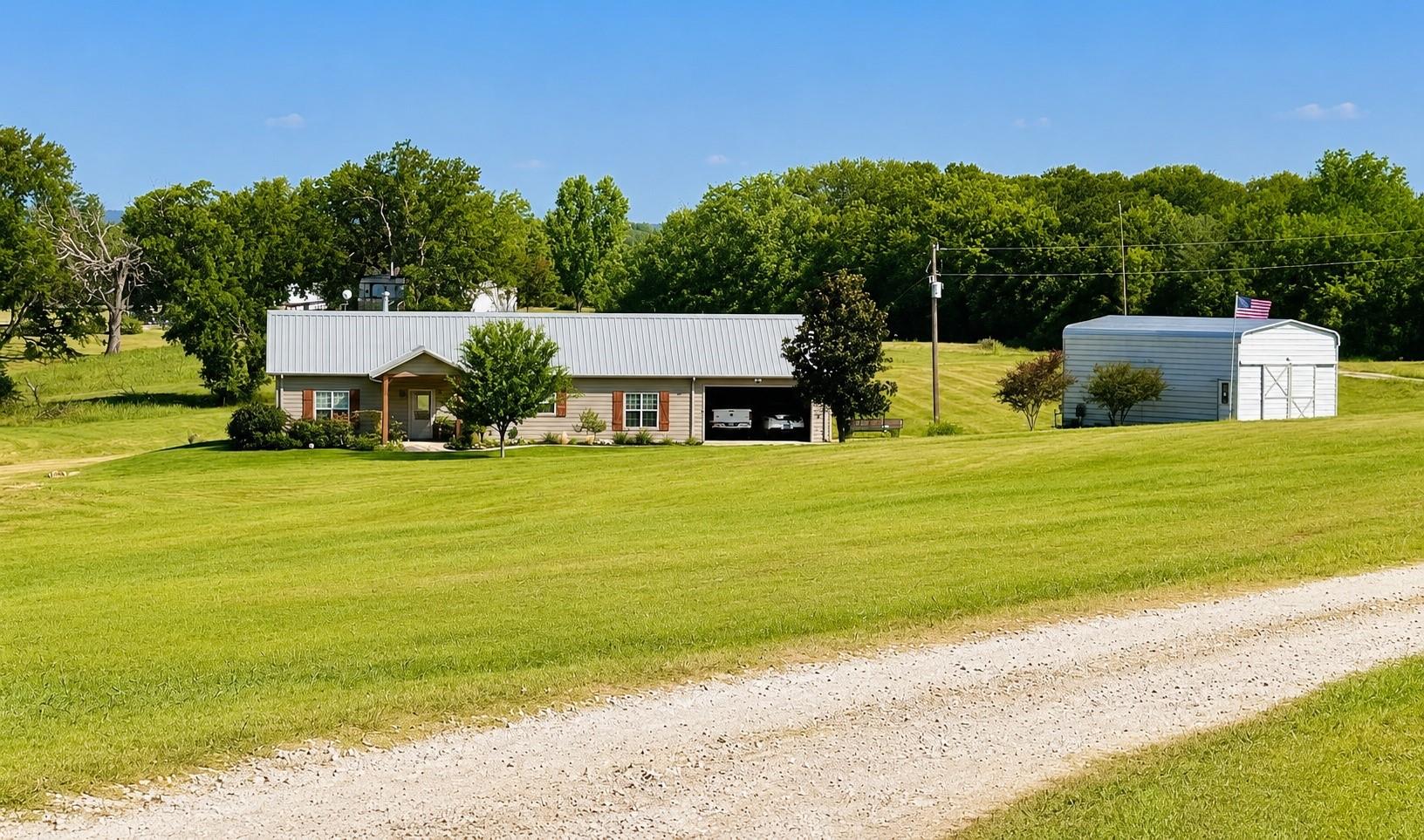 main property photo 2