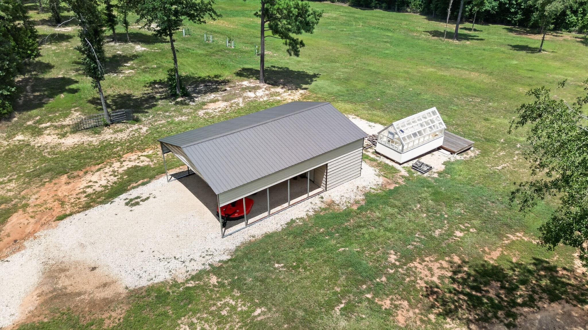 main property photo 38