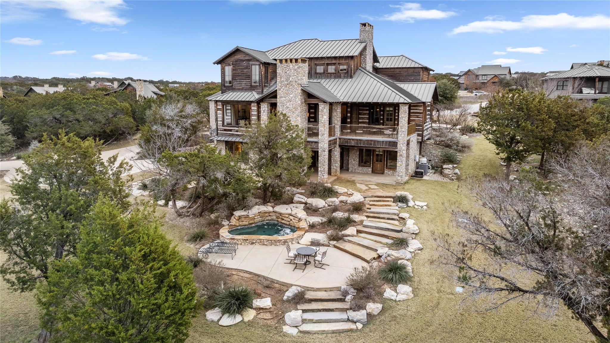 main property photo 33