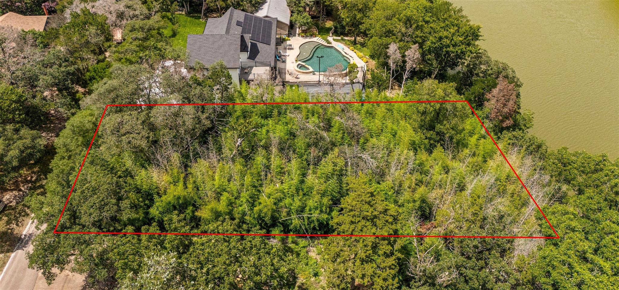 main property photo 23