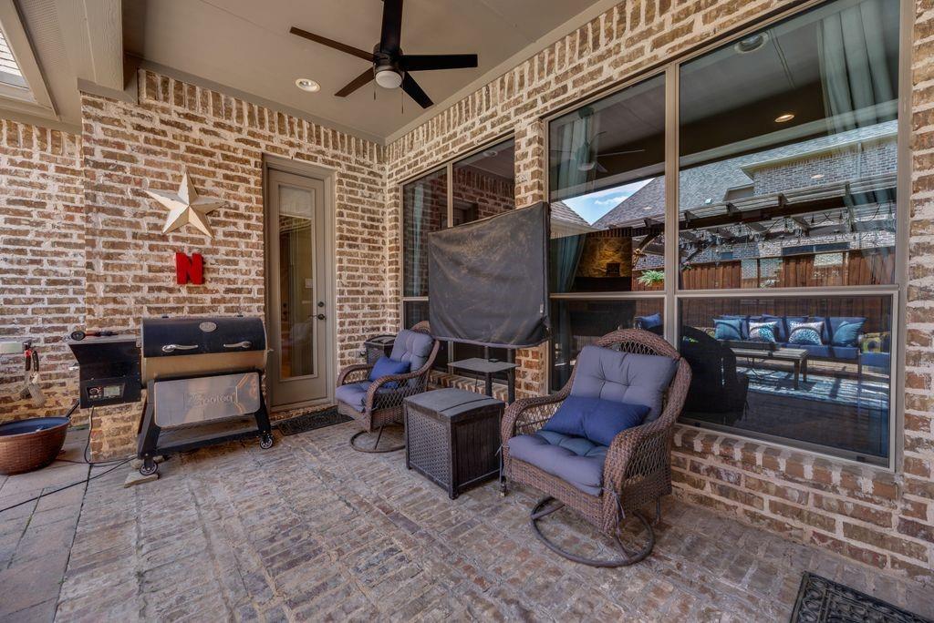 main property photo 36