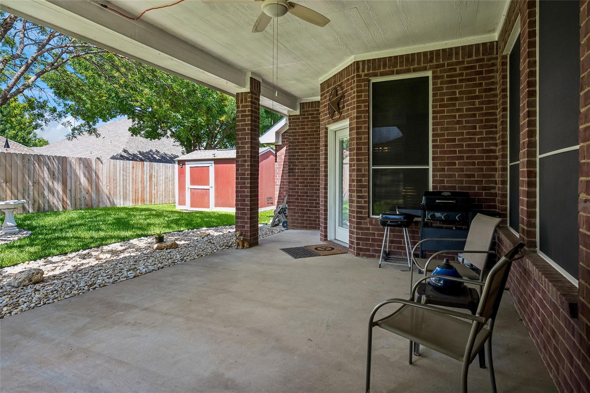 main property photo 33
