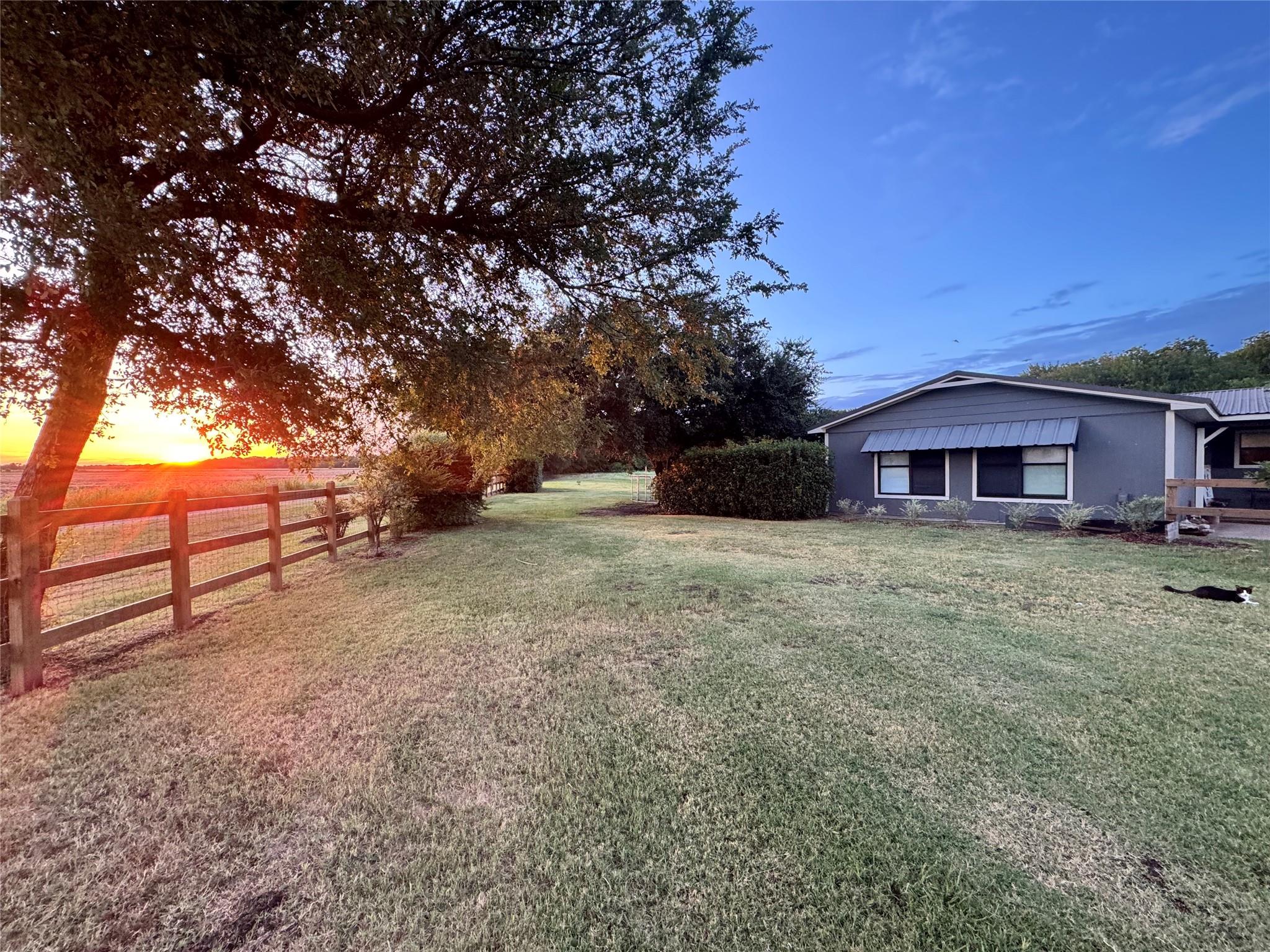 main property photo 21