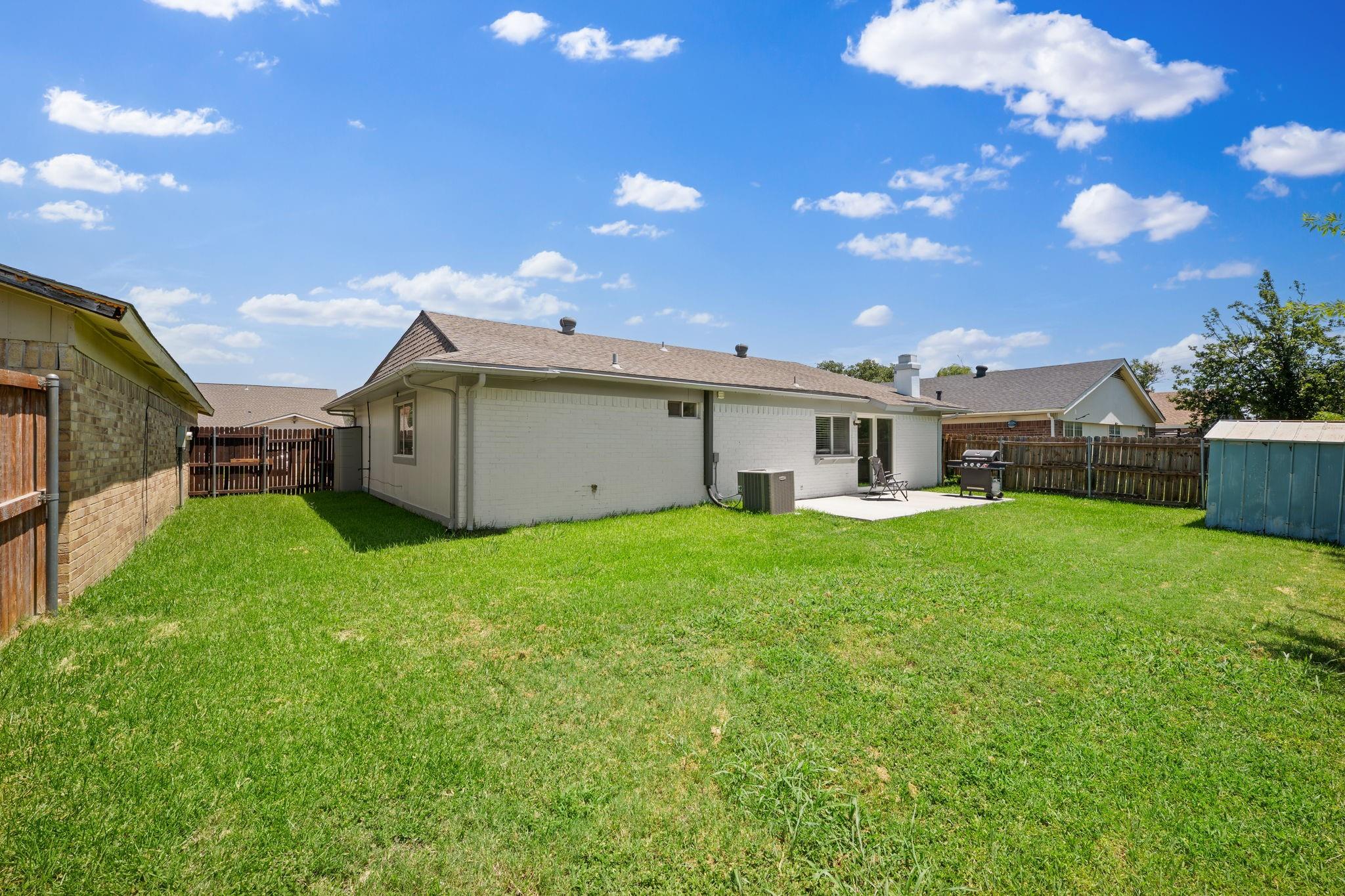main property photo 23