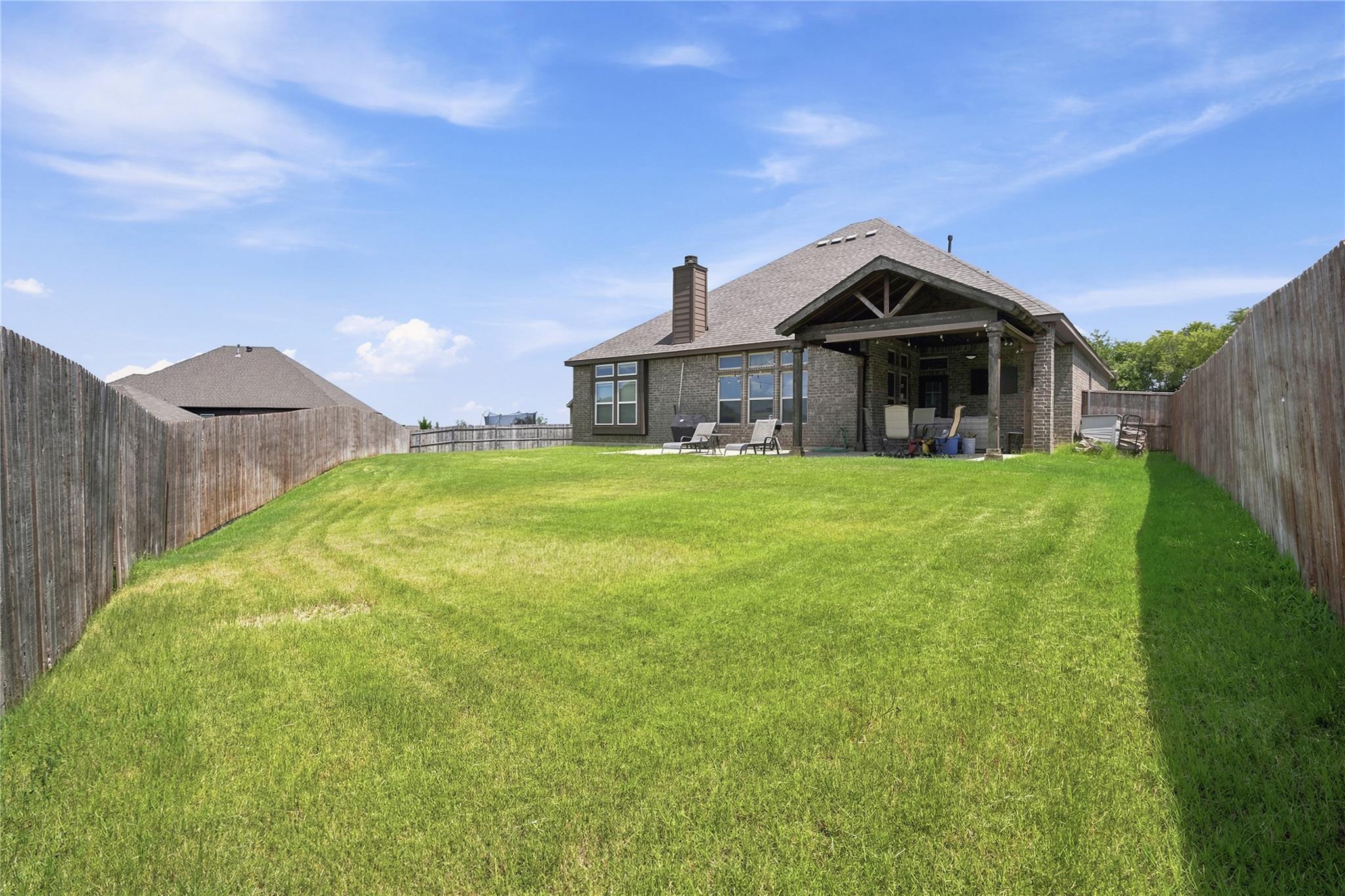 main property photo 25