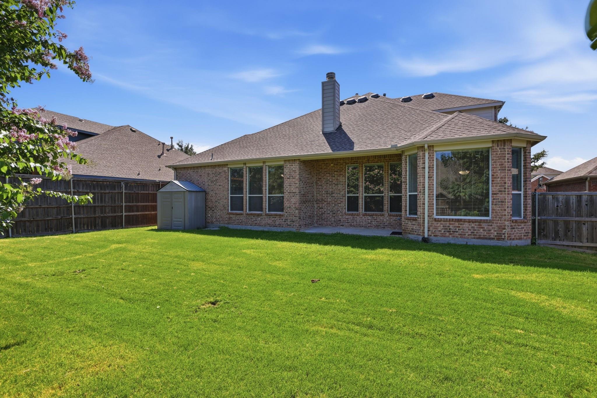 main property photo 36