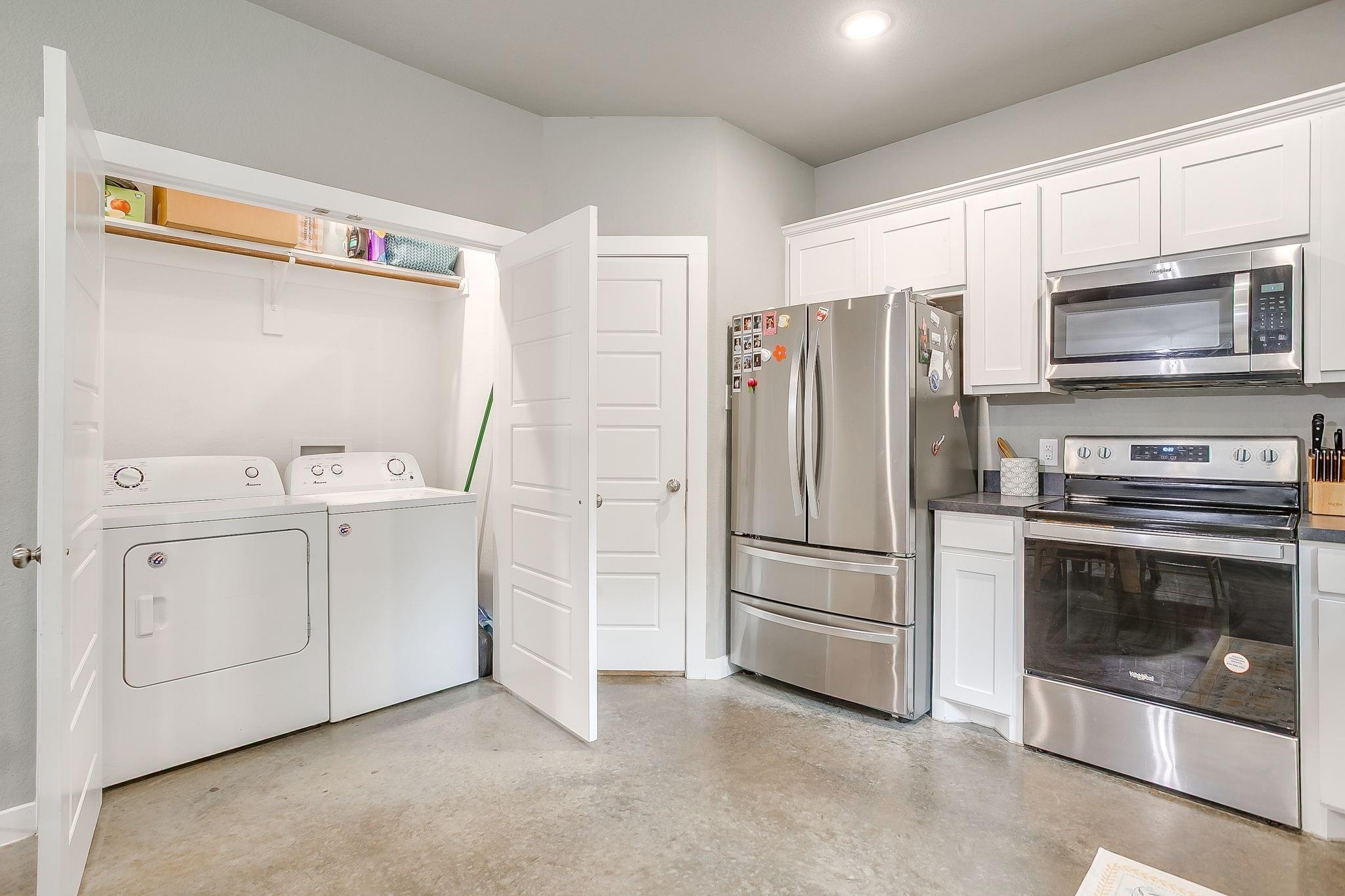 main property photo 9