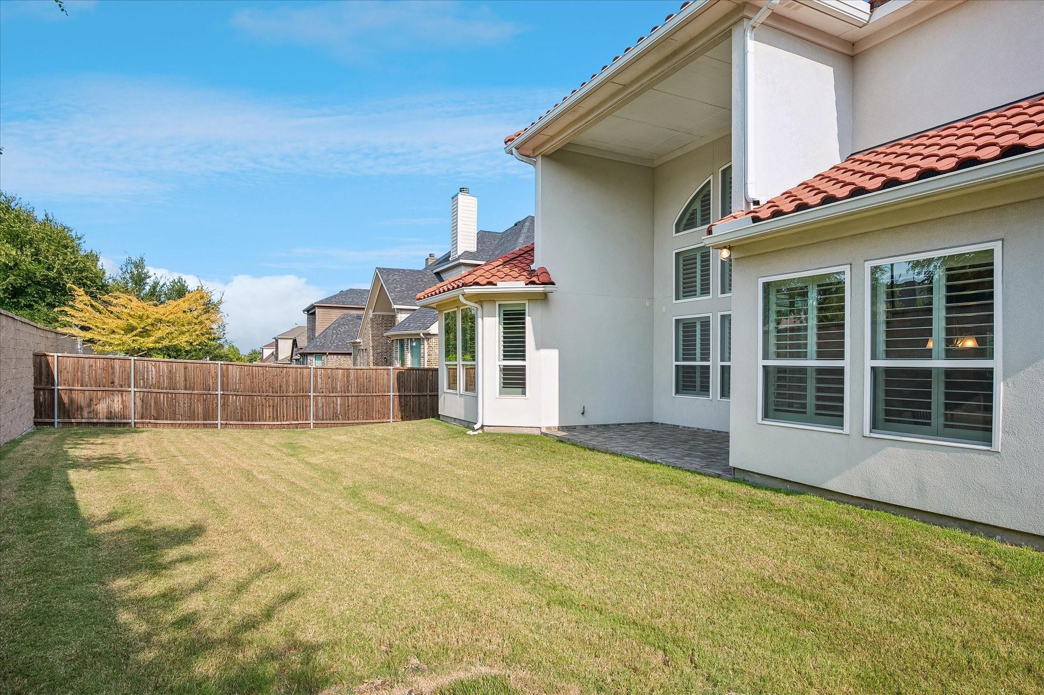 main property photo 33