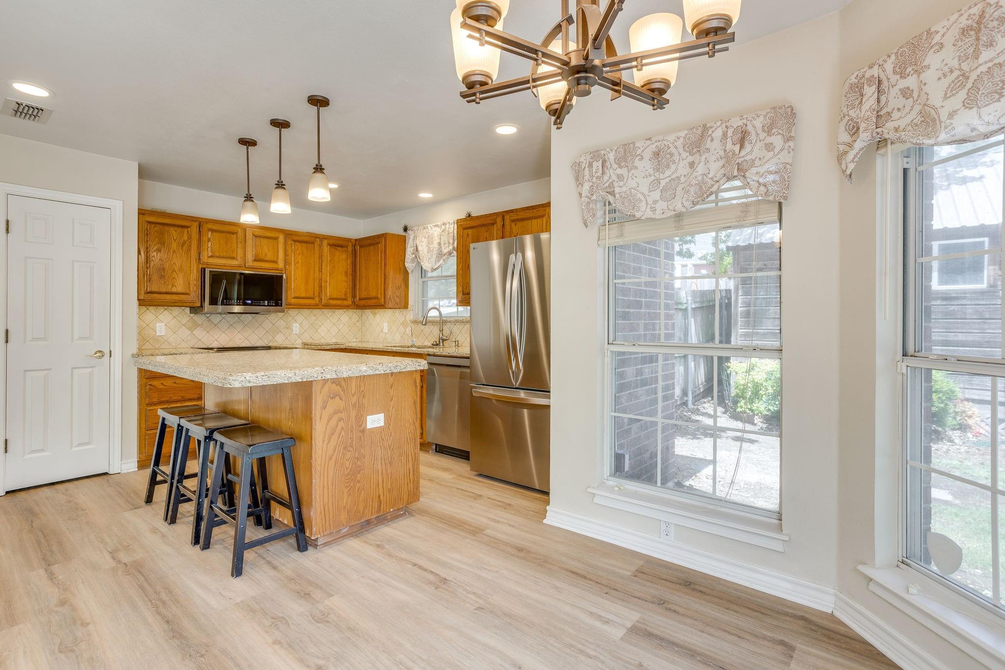 main property photo 15