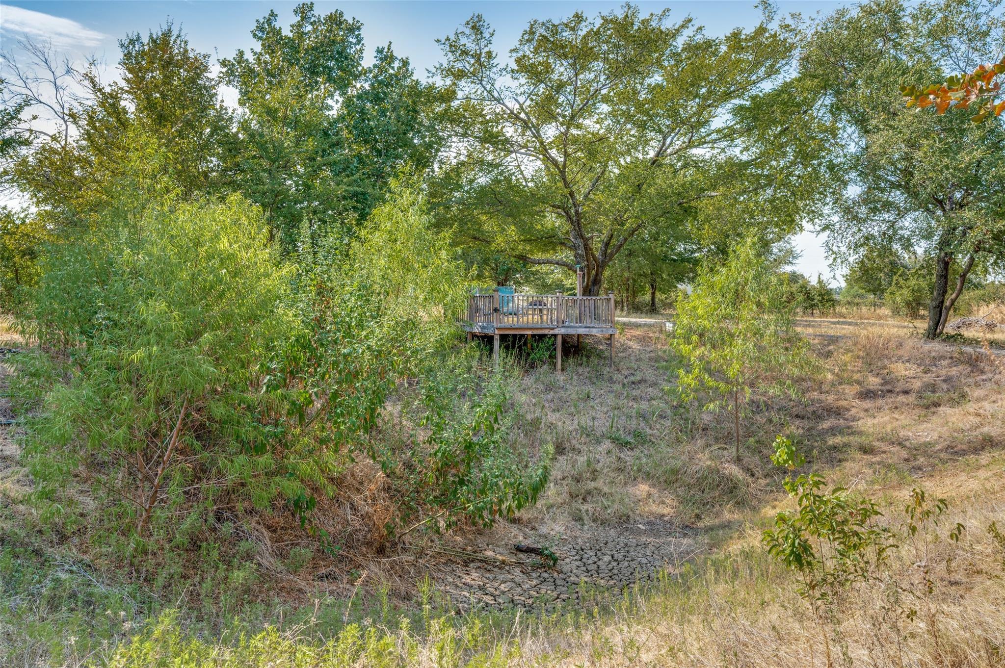 main property photo 18
