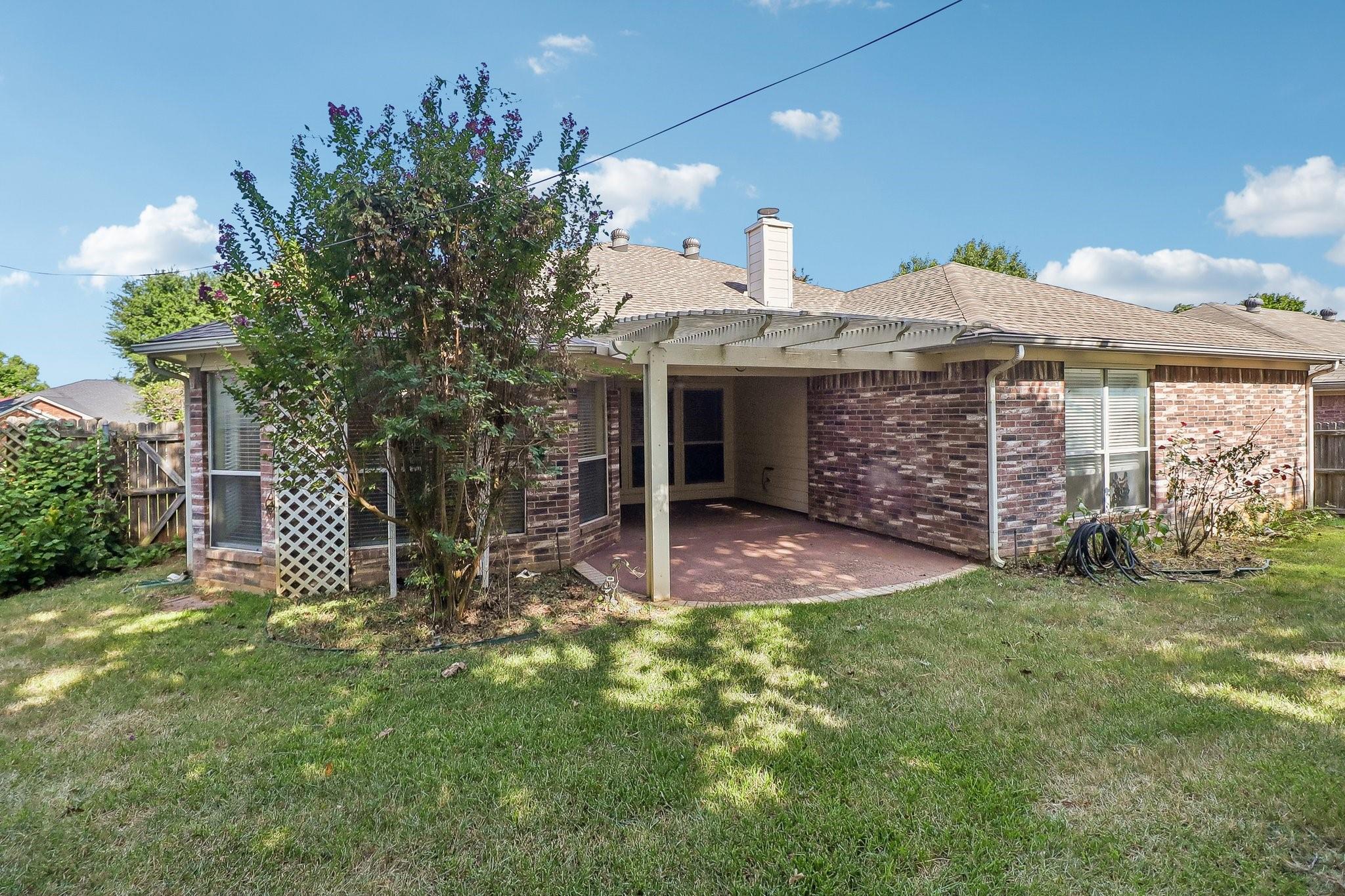 main property photo 20