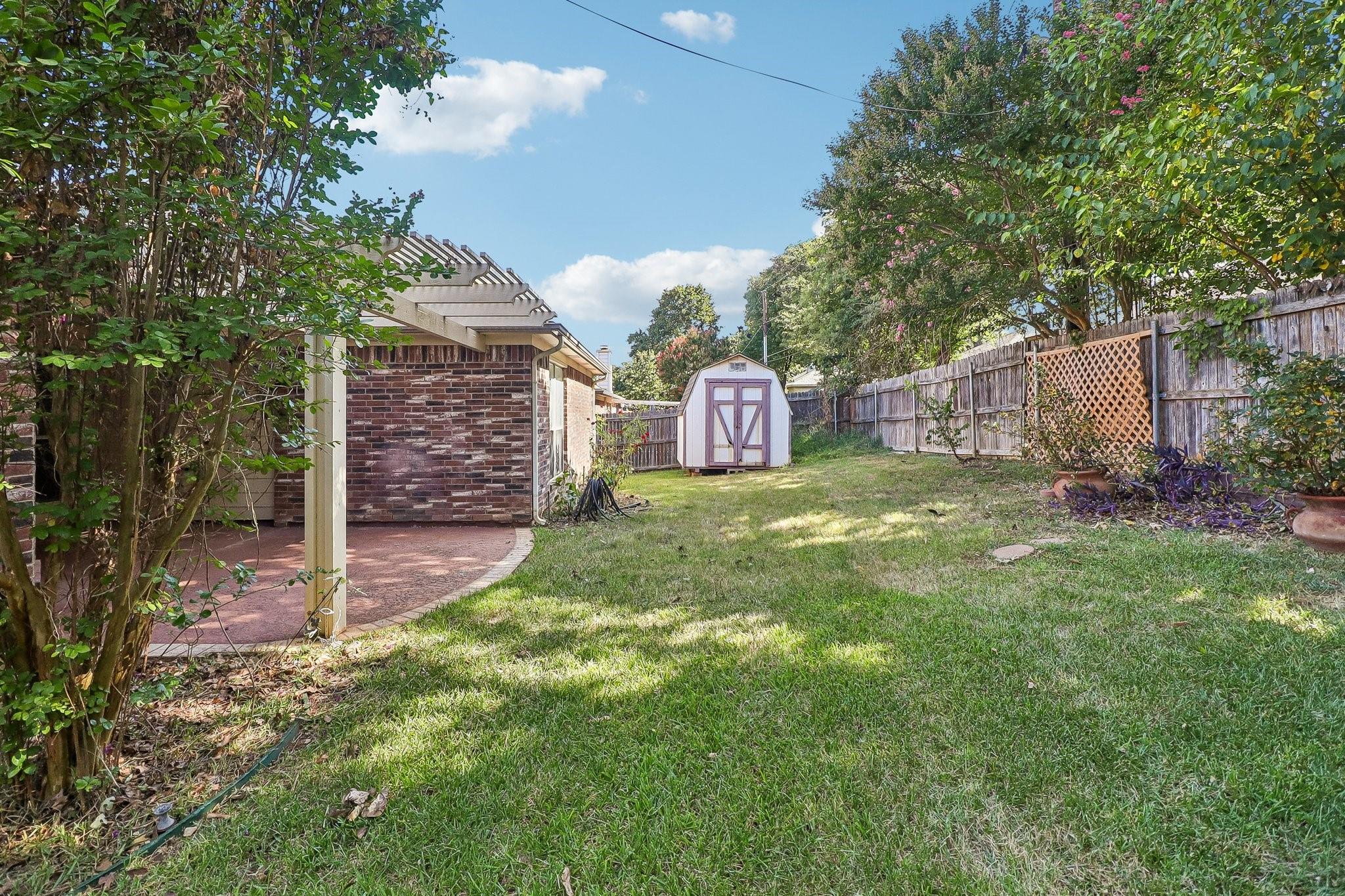 main property photo 21