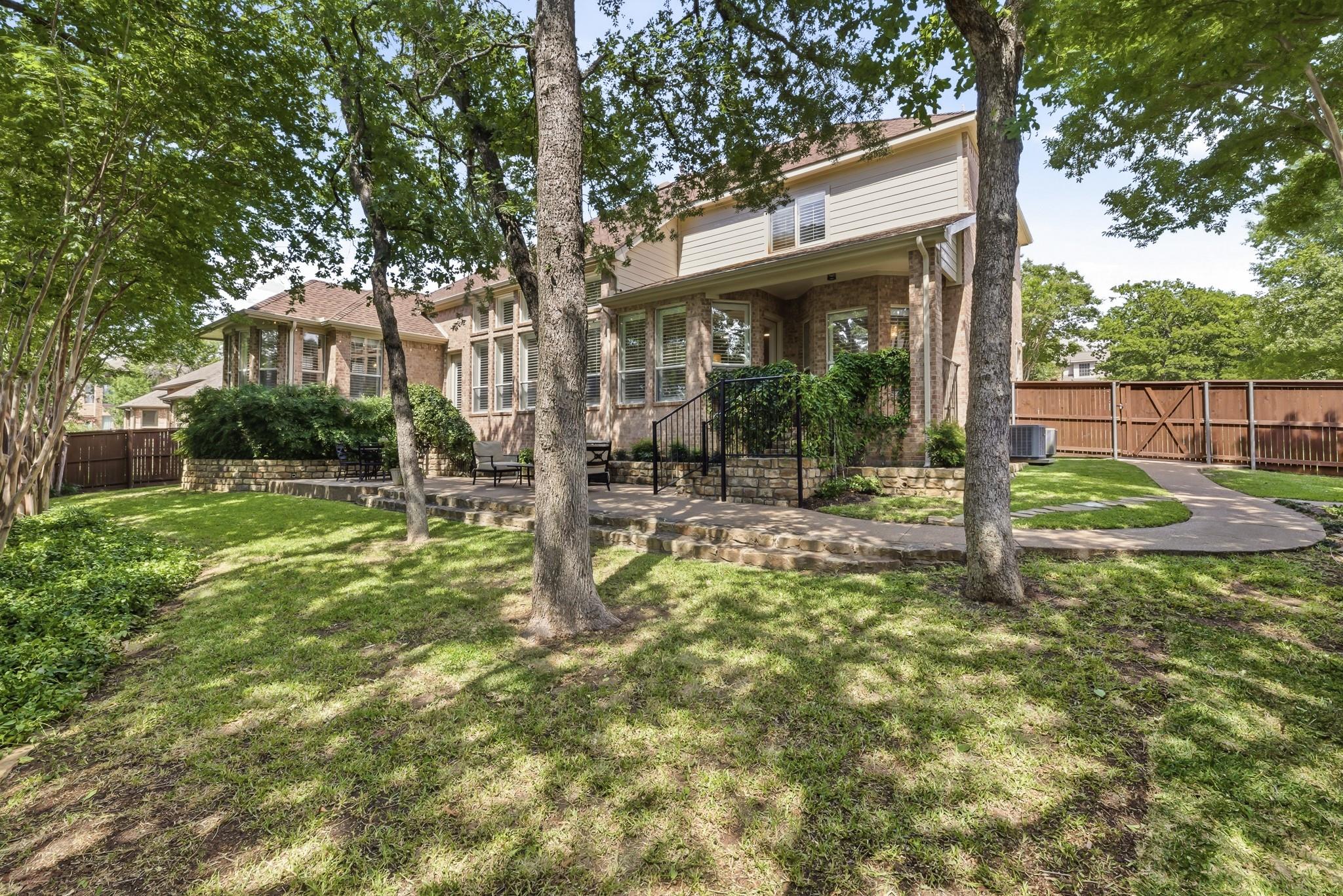 main property photo 39