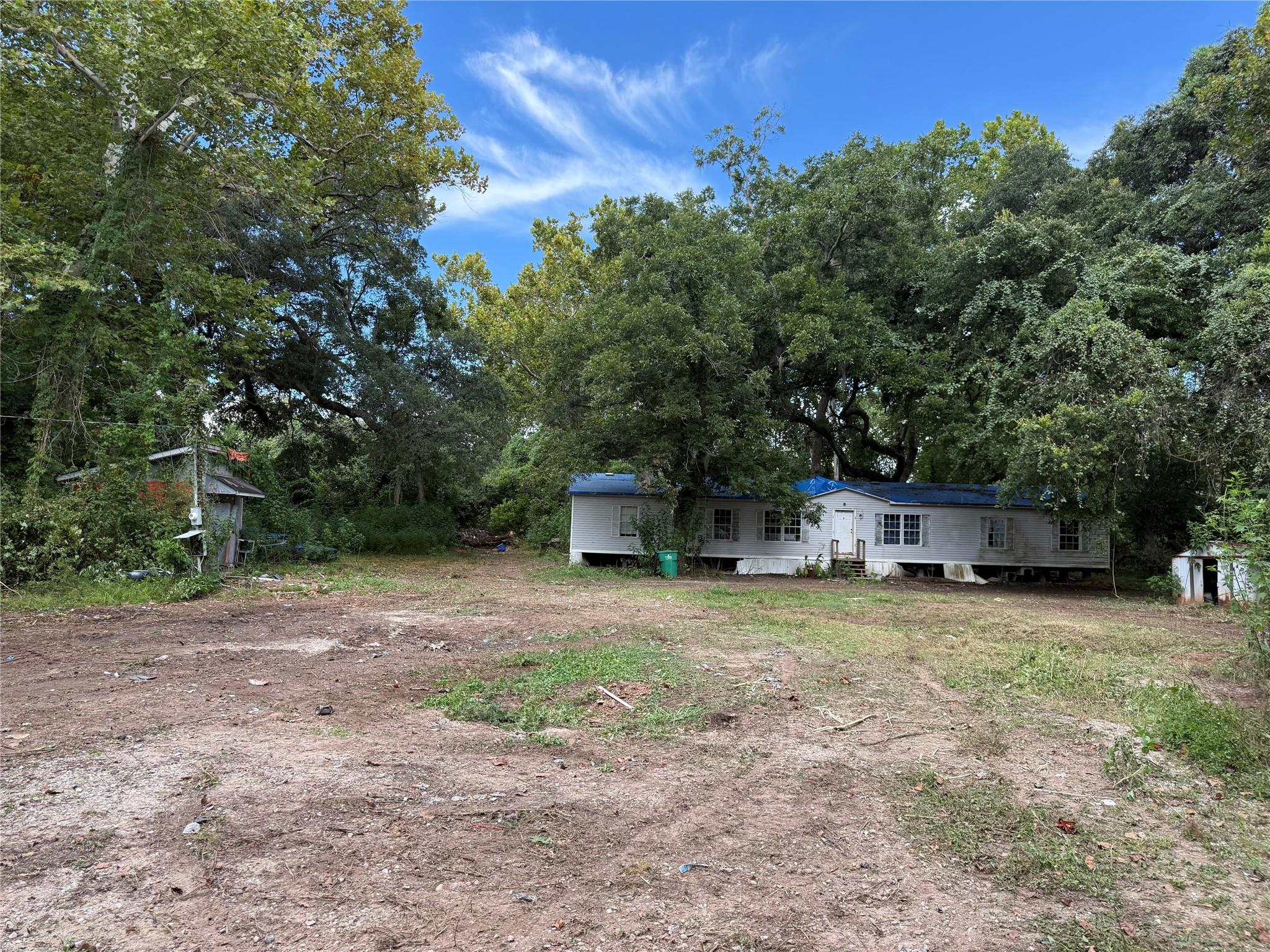 main property photo 15