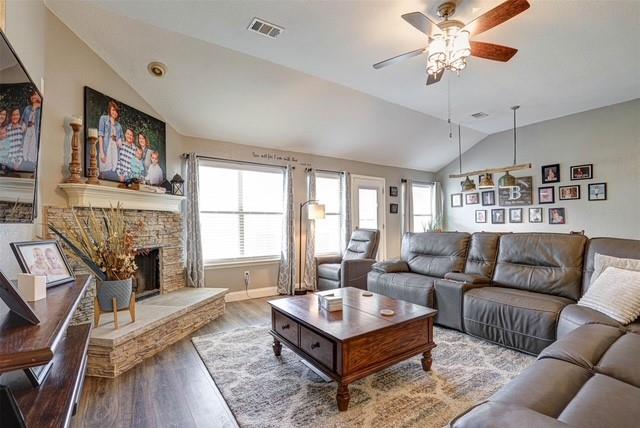 property viewer photo 7