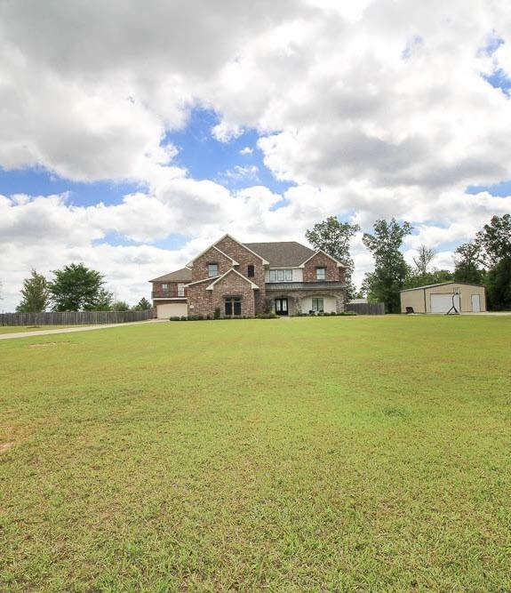 main property photo 6