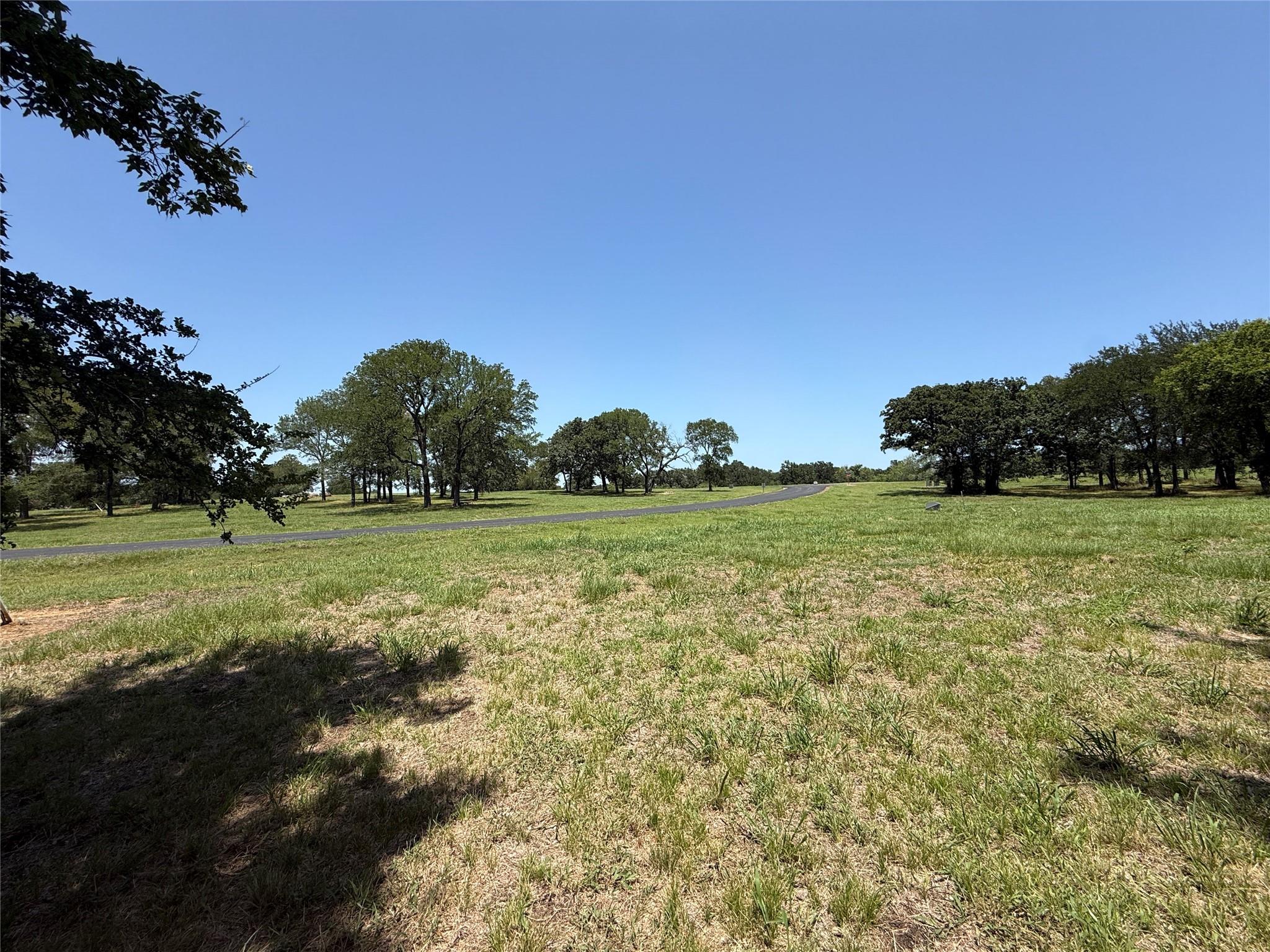 main property photo 17