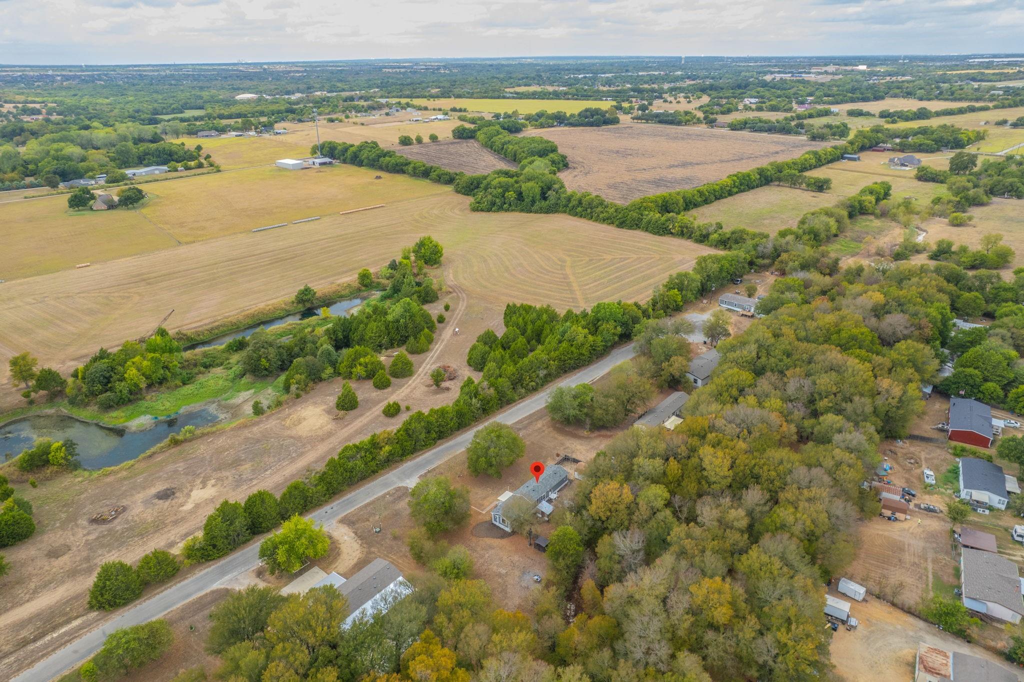 main property photo 29