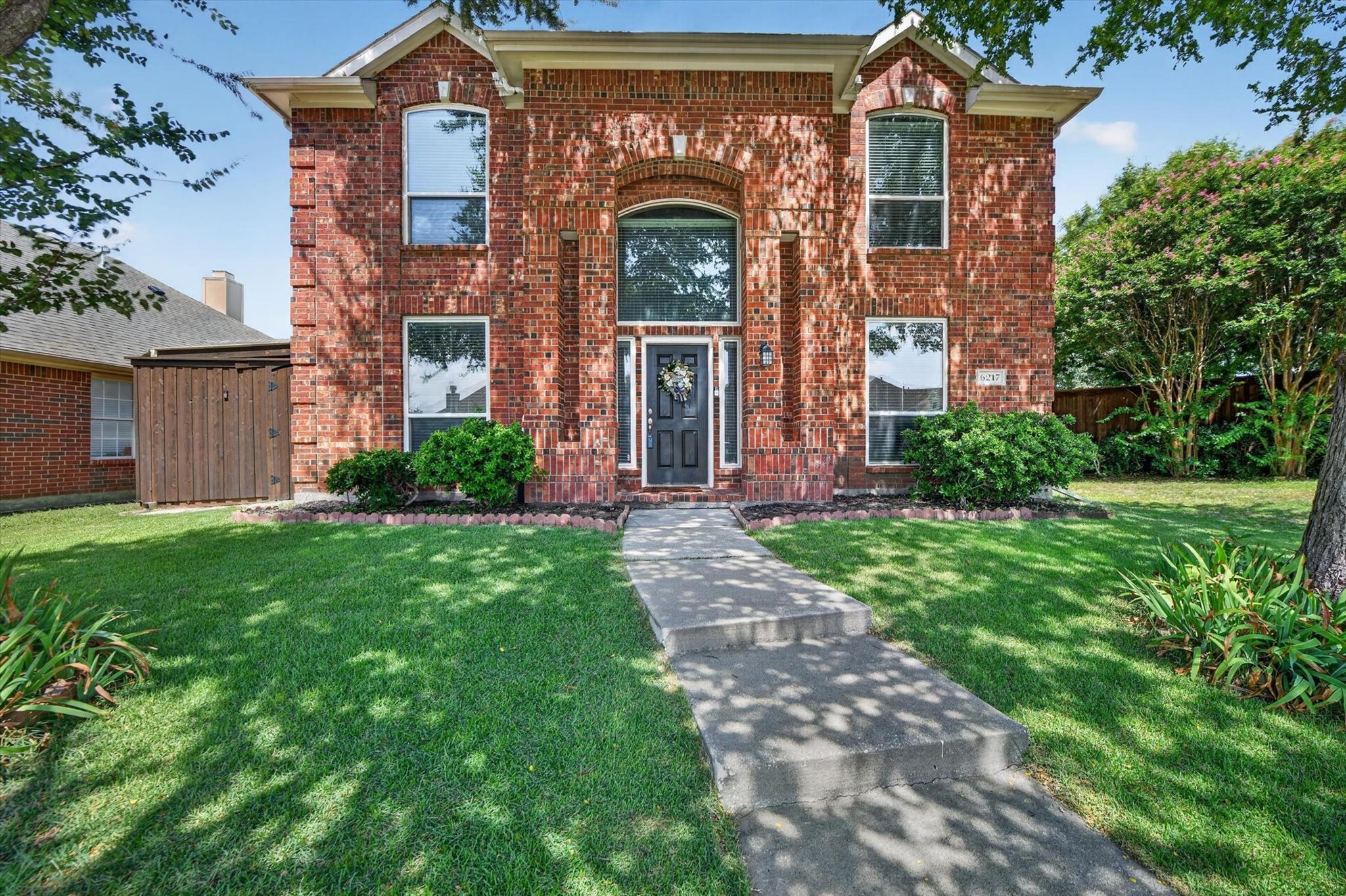 main property photo 4