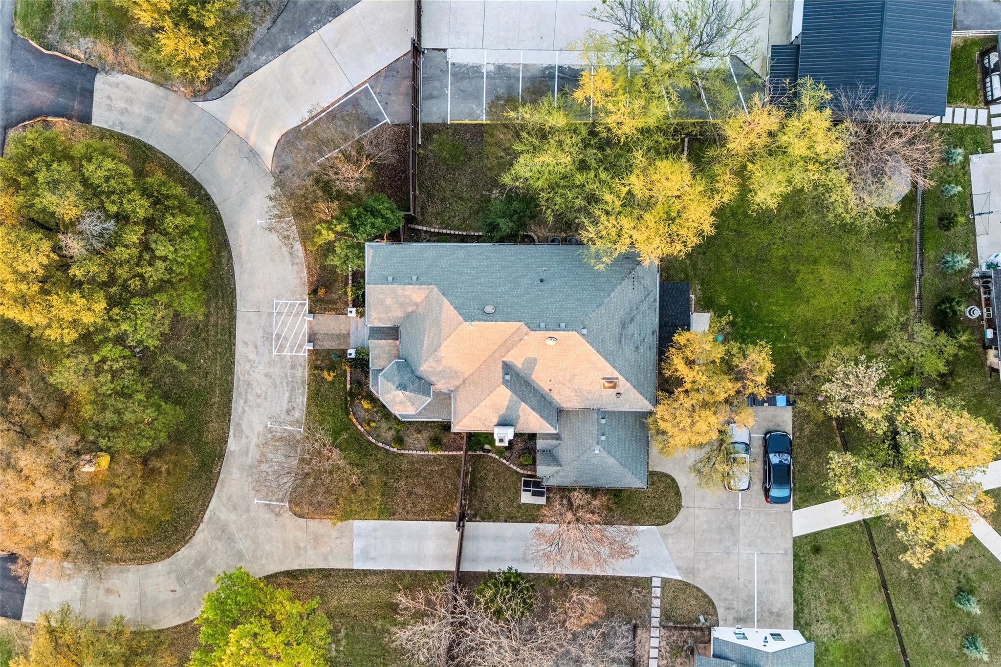 main property photo 24