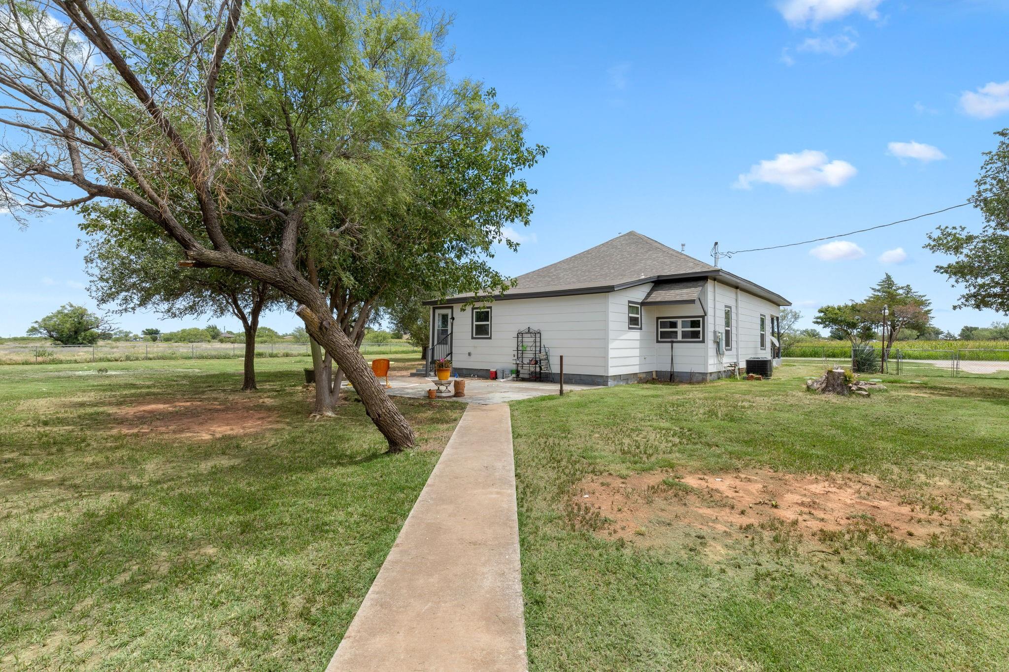 main property photo 26