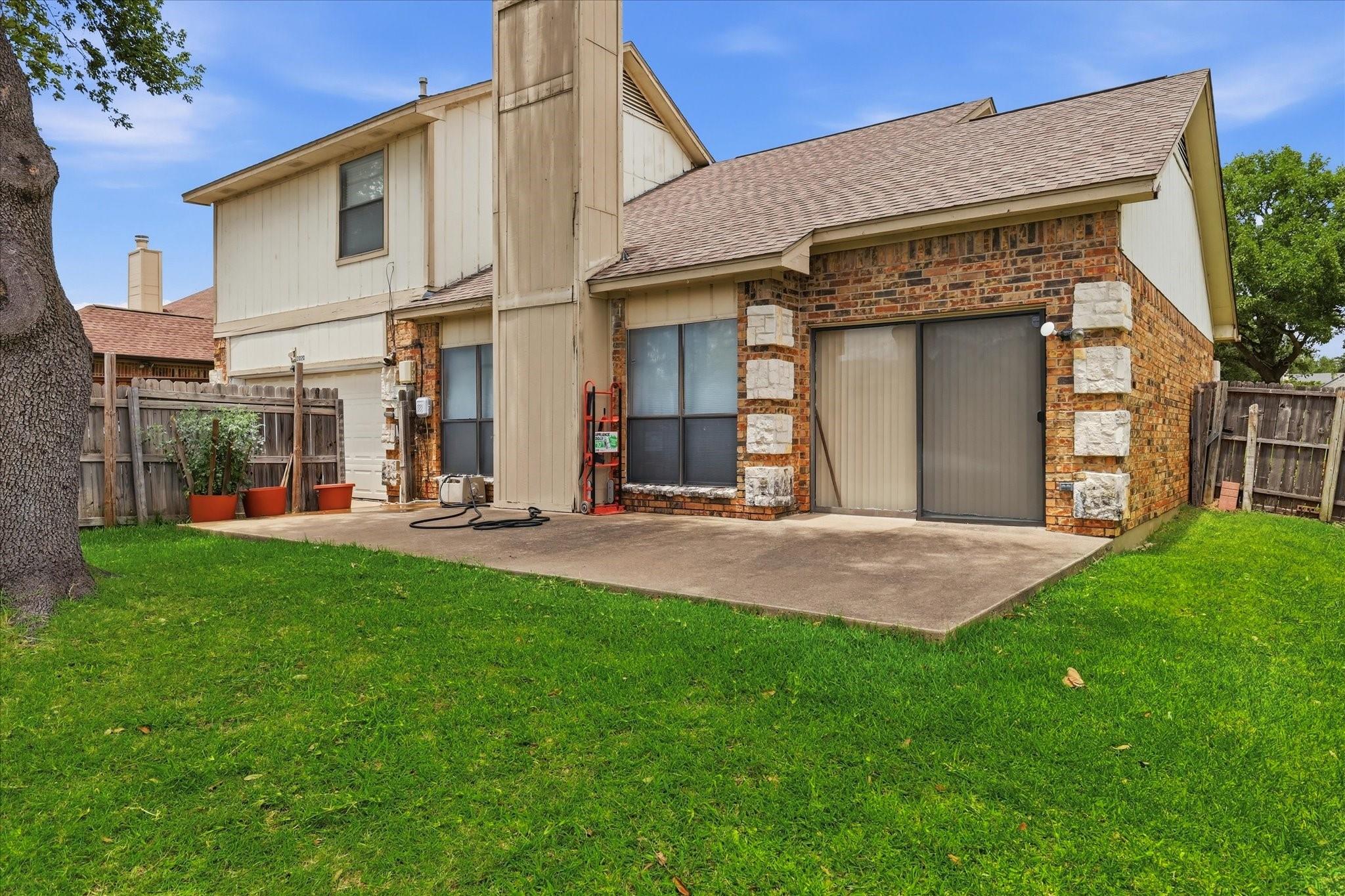 main property photo 19
