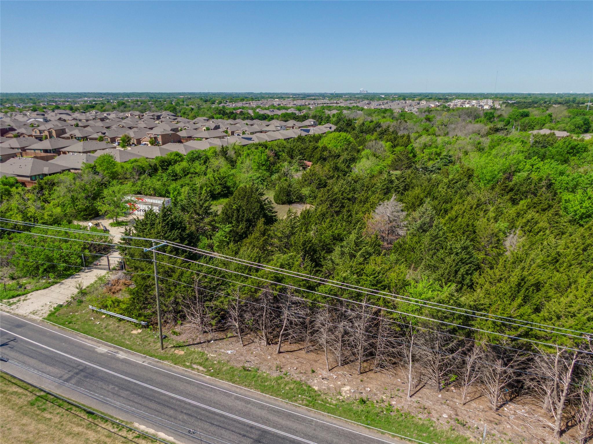 main property photo 4