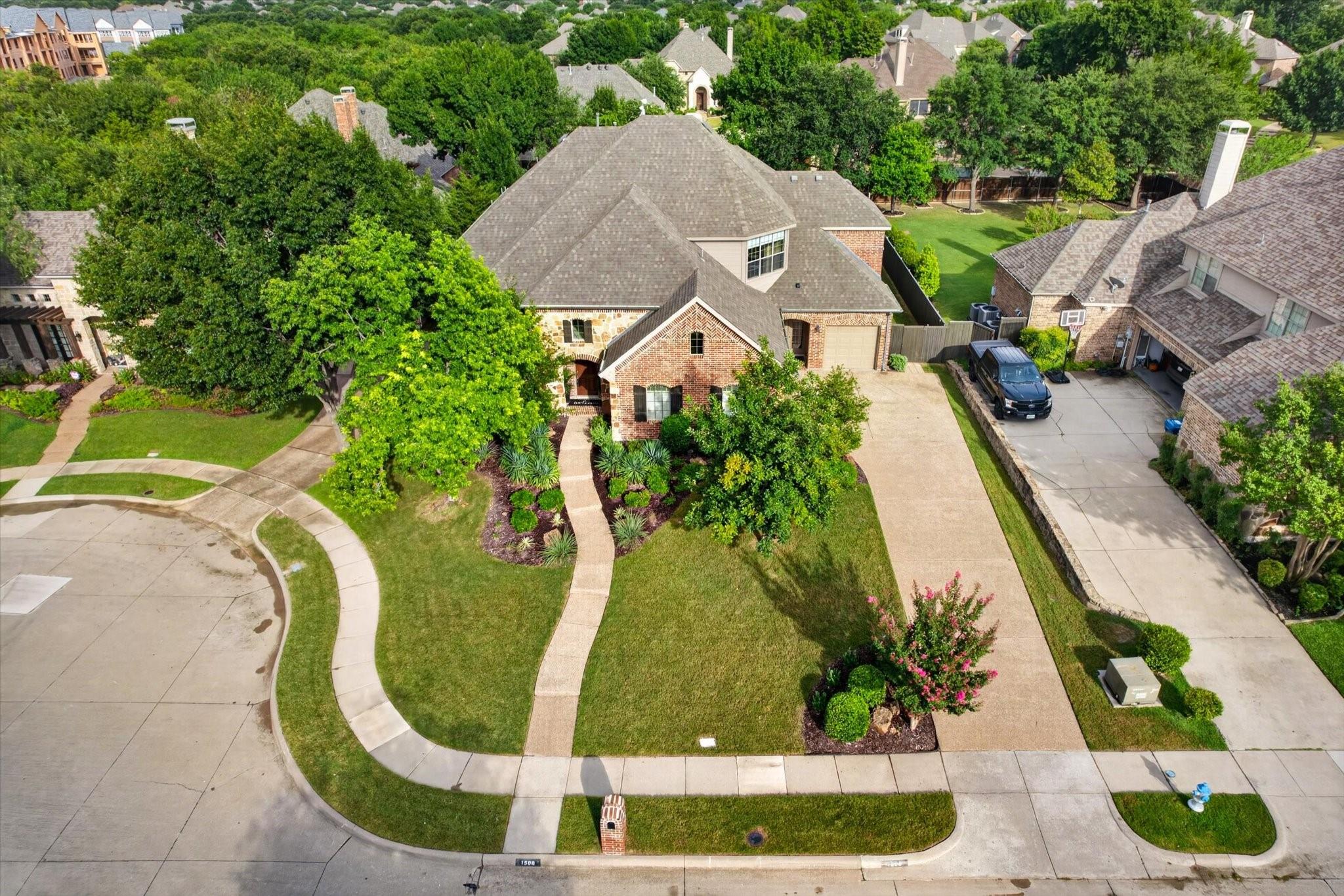 main property photo 31