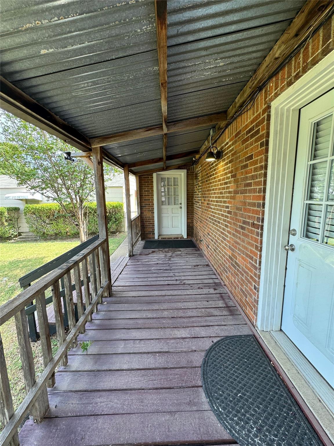 main property photo 13