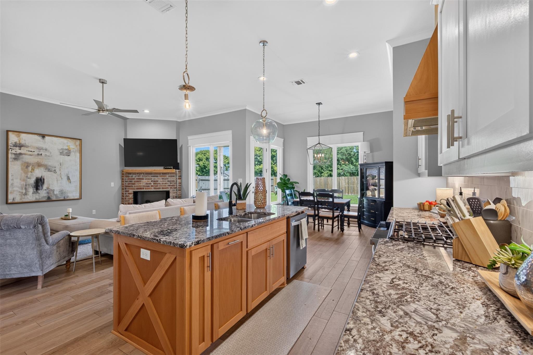 property viewer photo 11