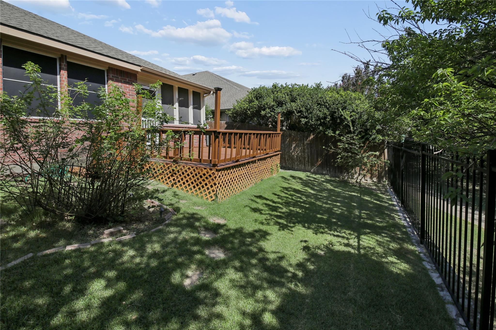 main property photo 35