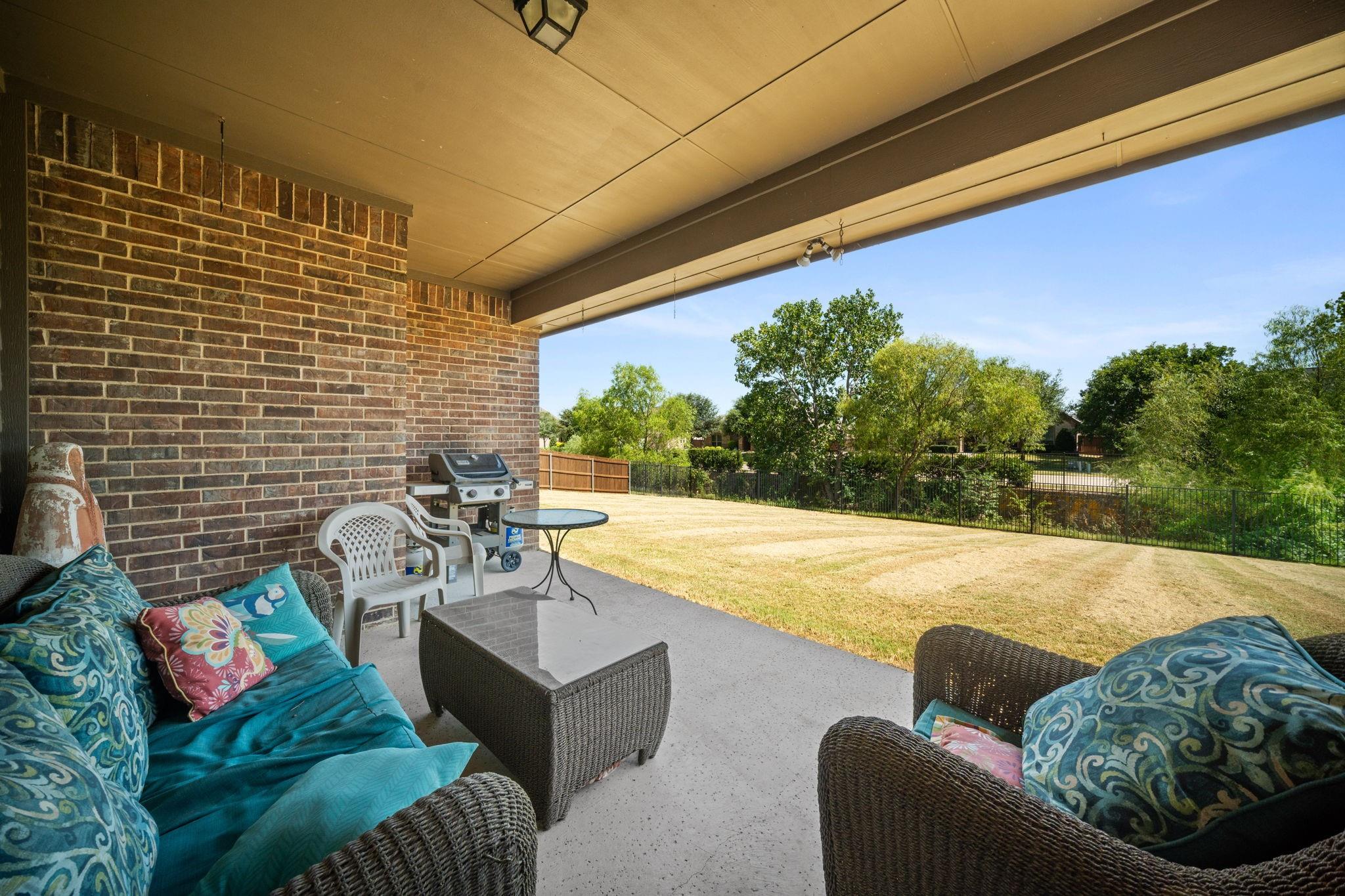 main property photo 22