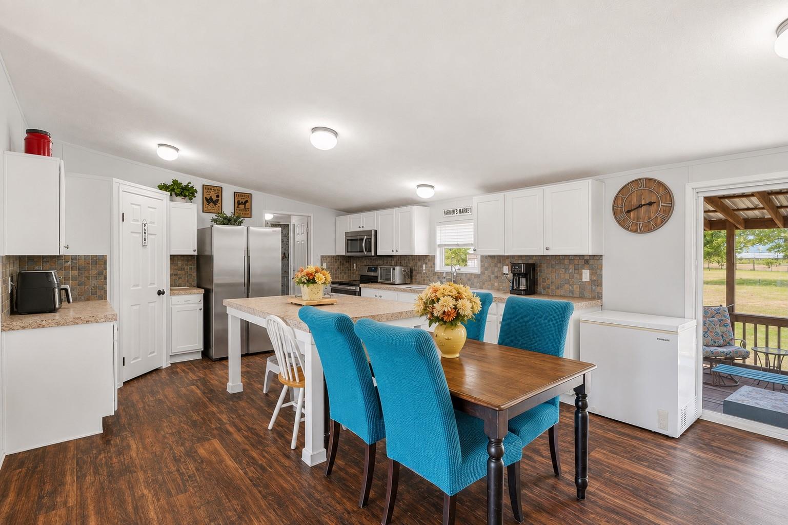 property viewer photo 7