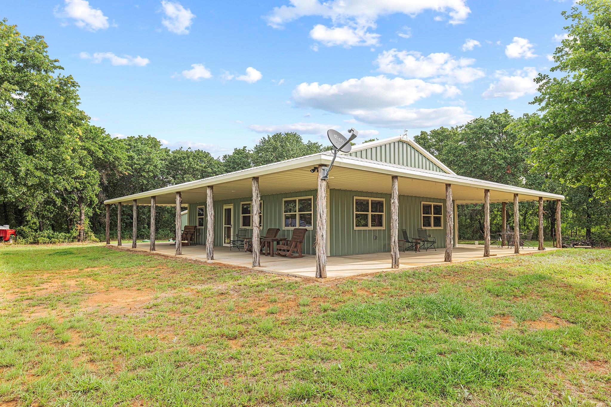 main property photo 32