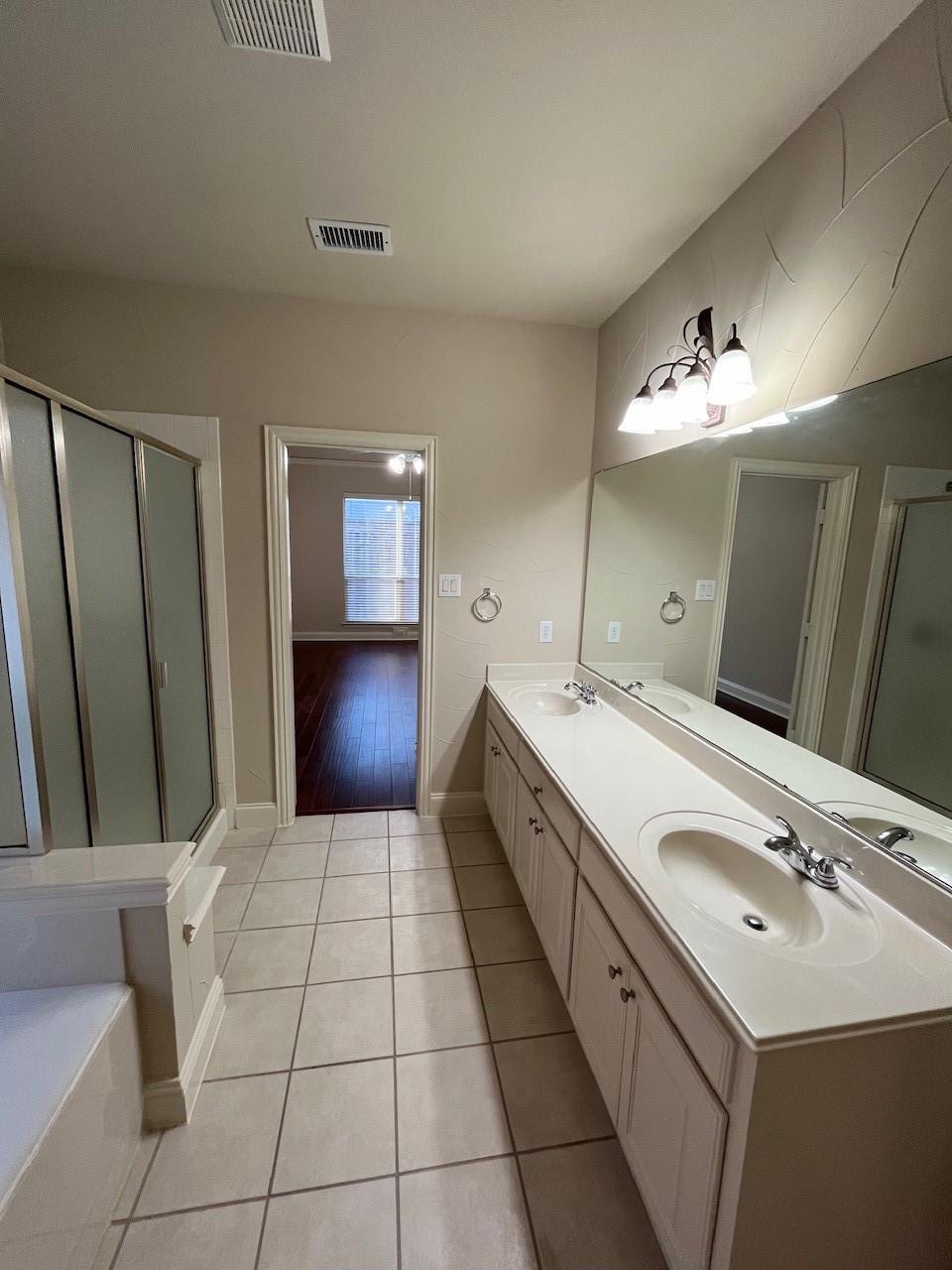 property viewer photo 14