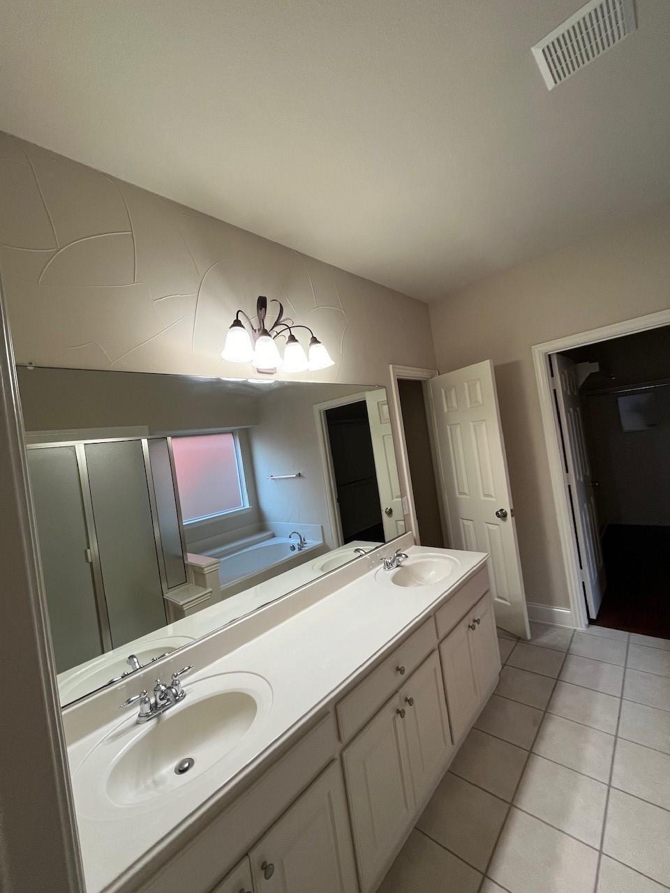 property viewer photo 15