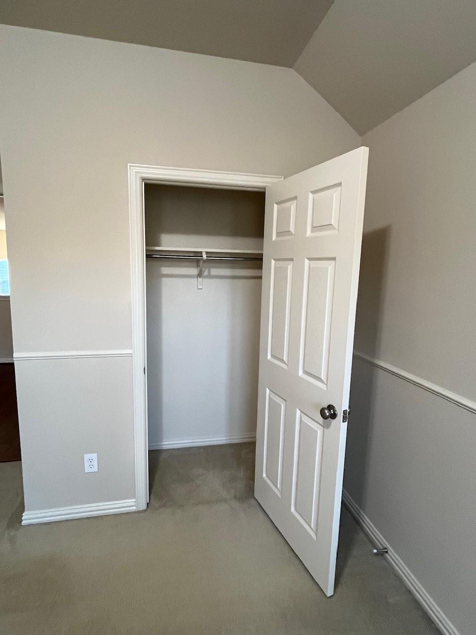 property viewer photo 26