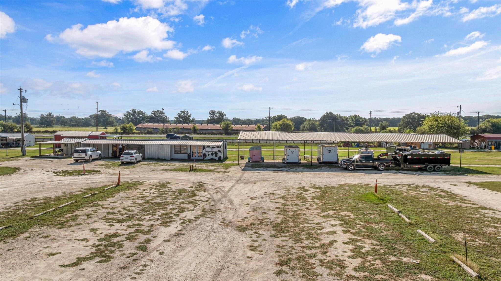 main property photo 11