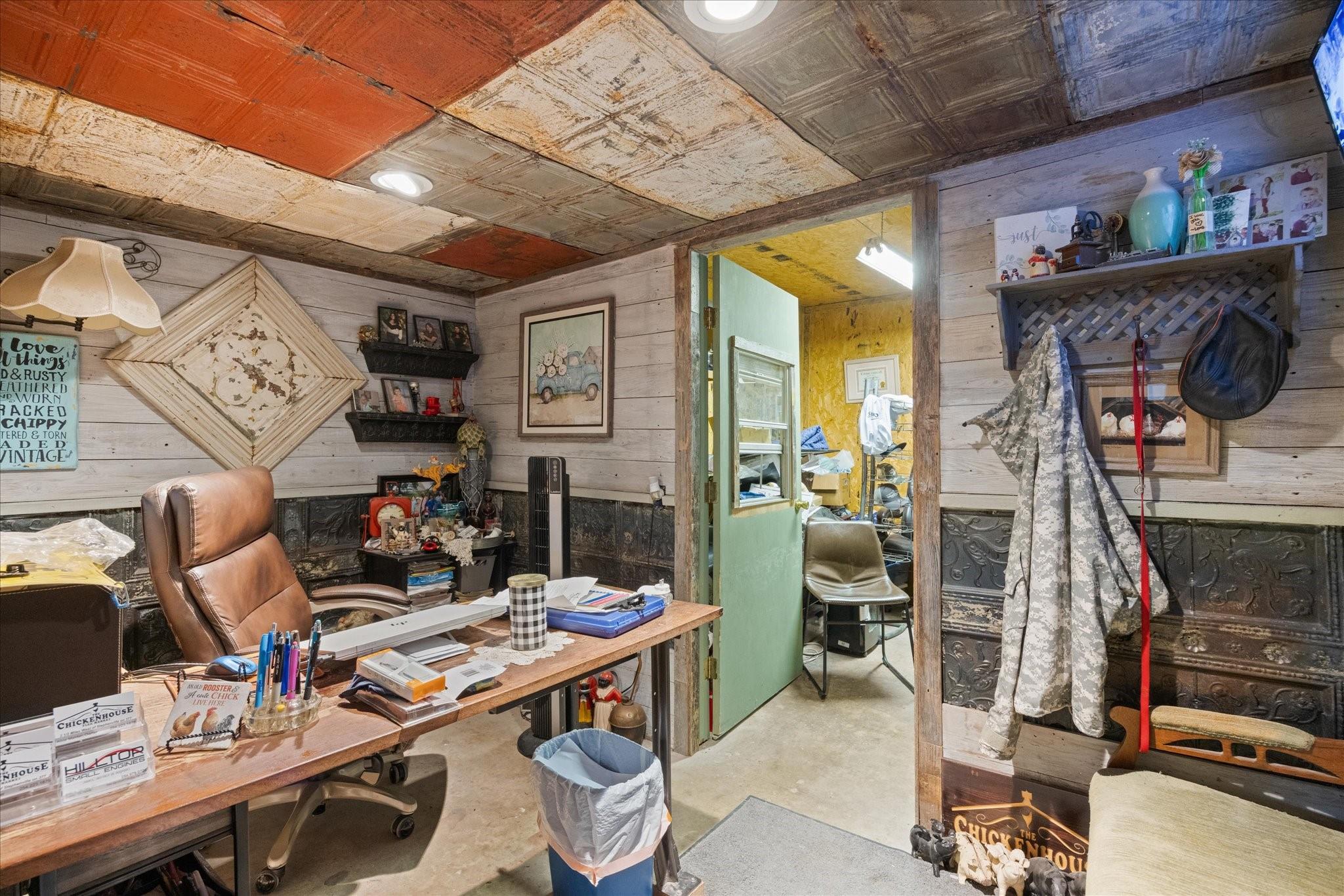 main property photo 25