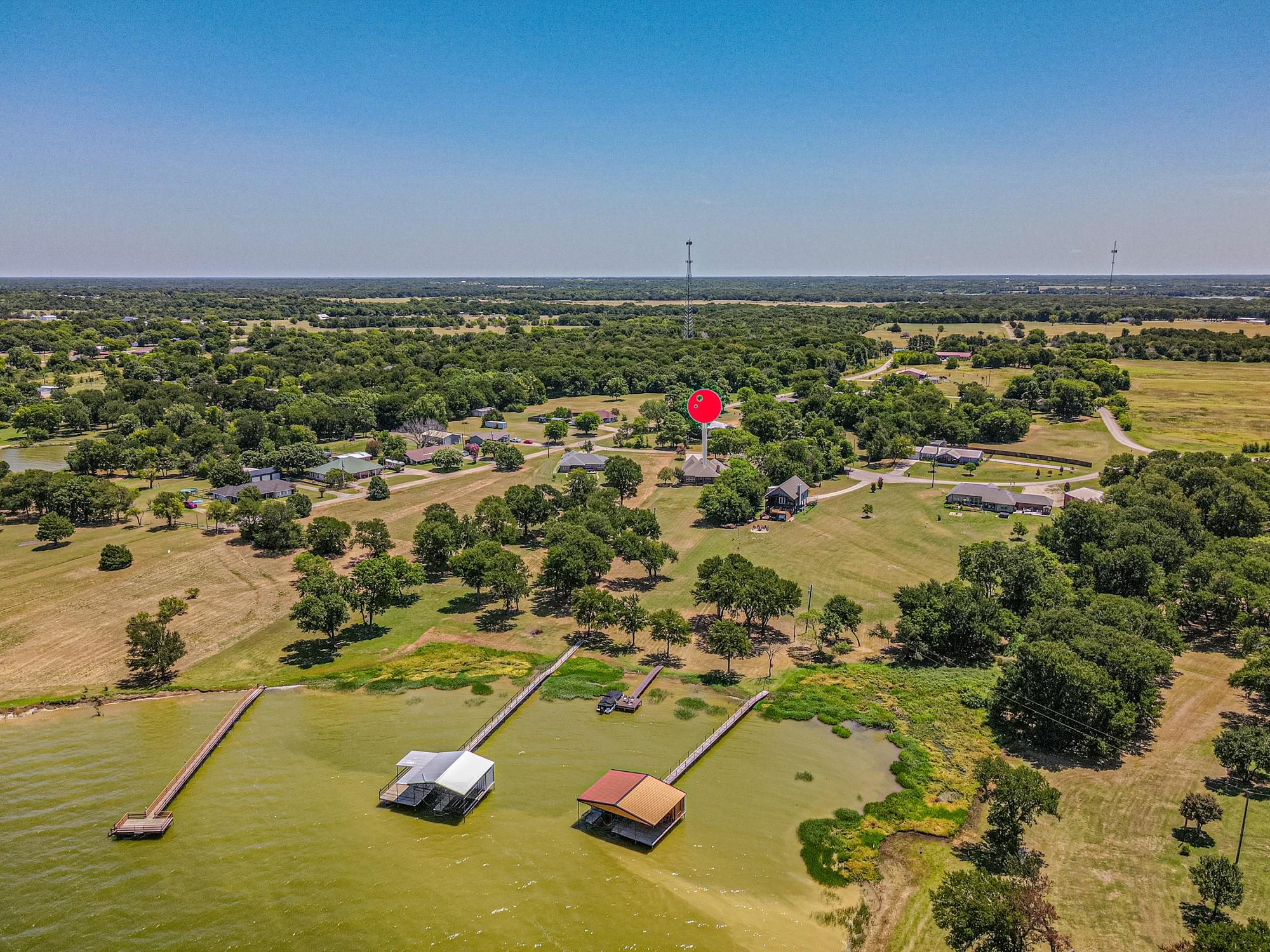 main property photo 32