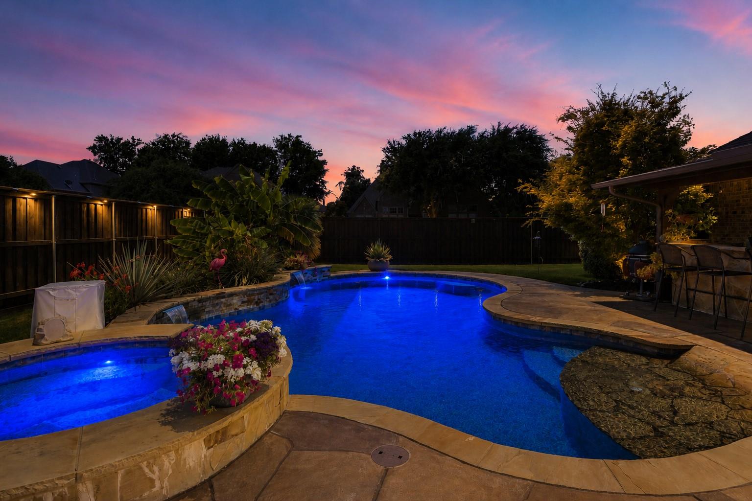 main property photo 23