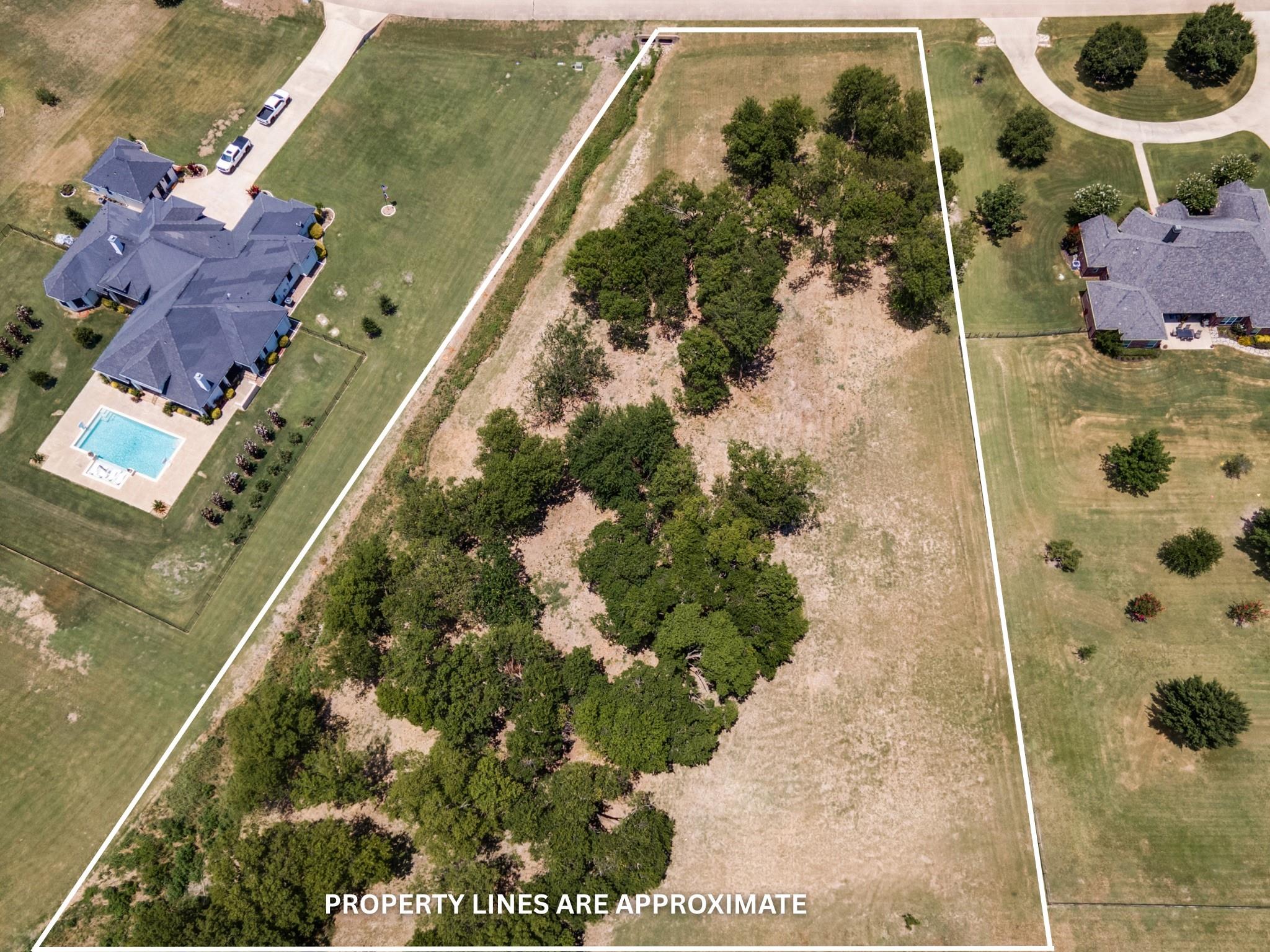 main property photo 8