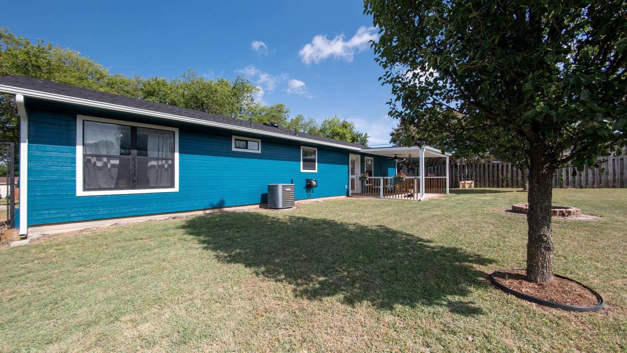 main property photo 13