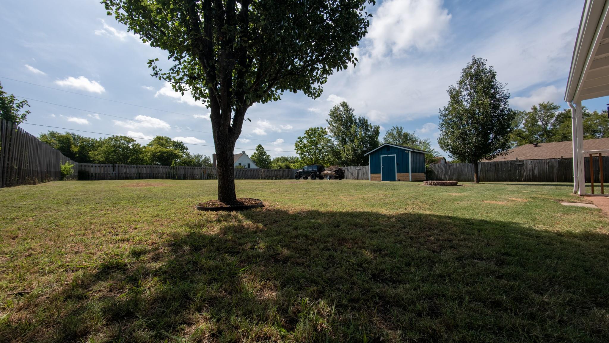 main property photo 14