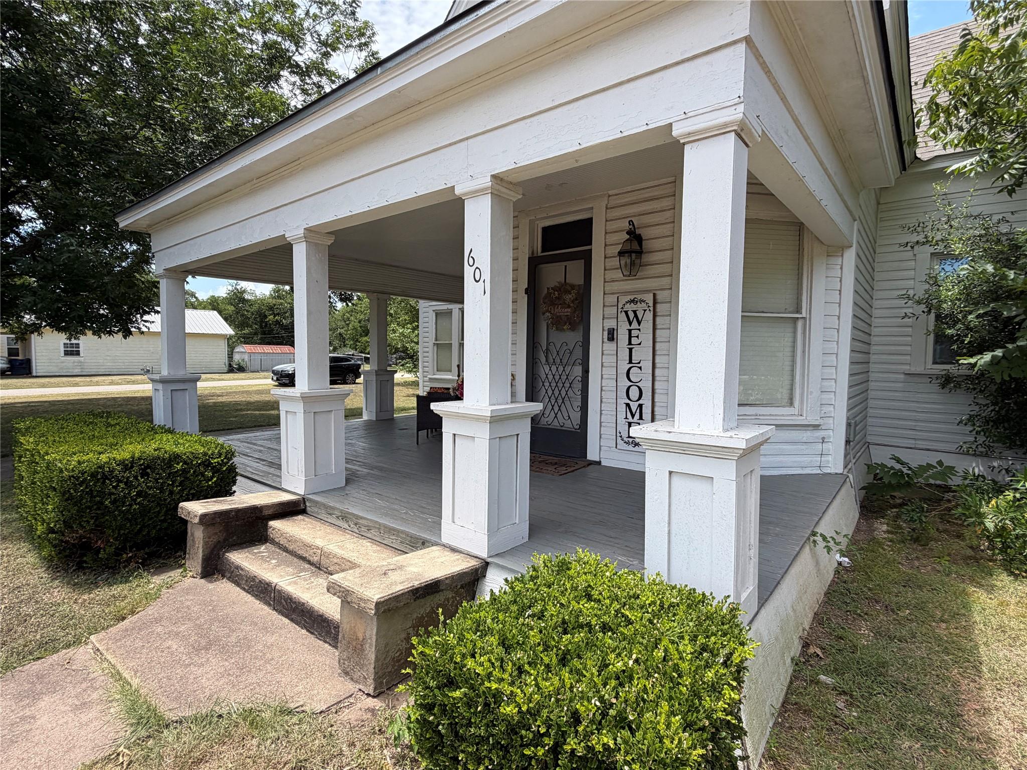 main property photo 5