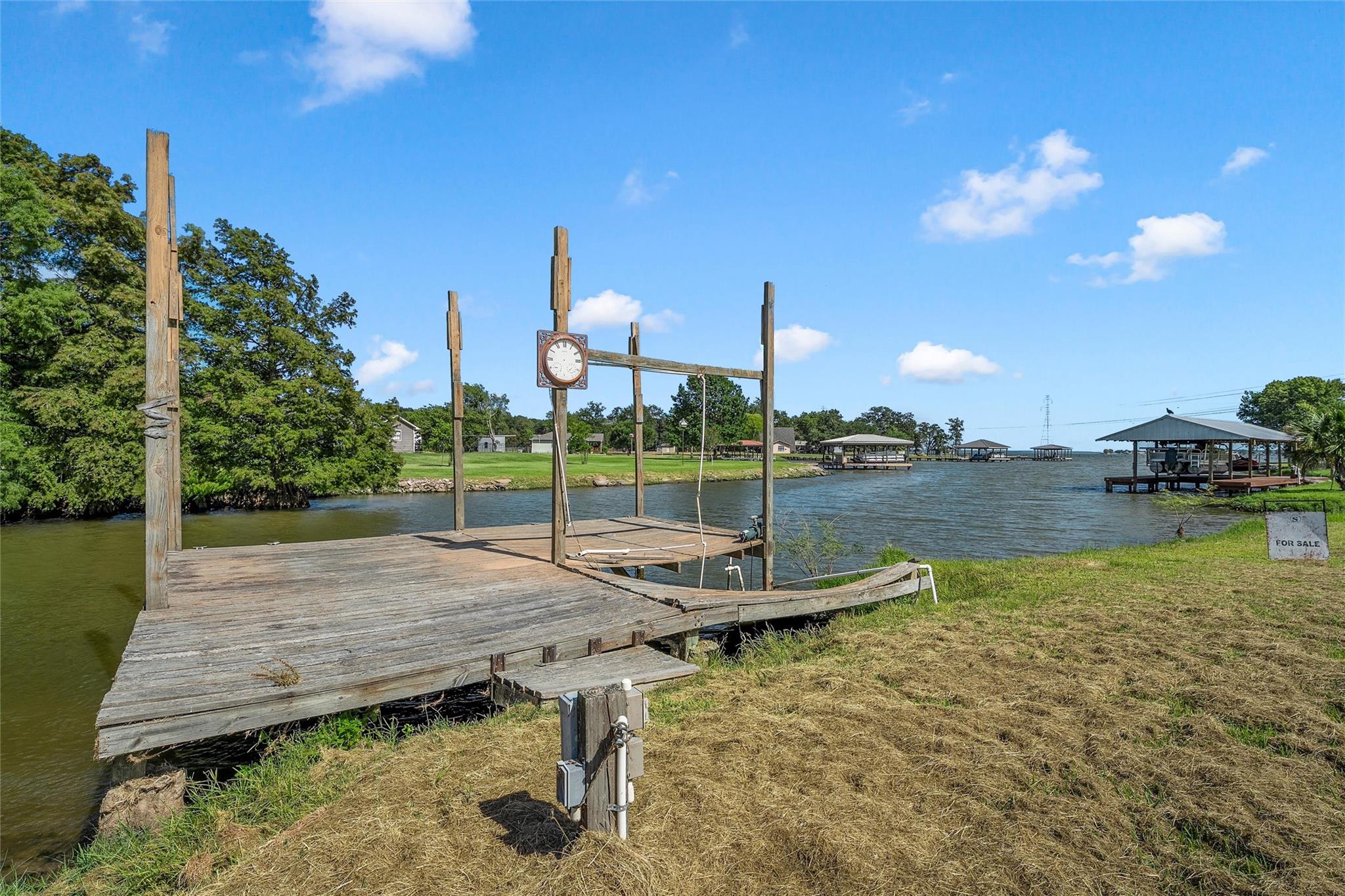 main property photo 4