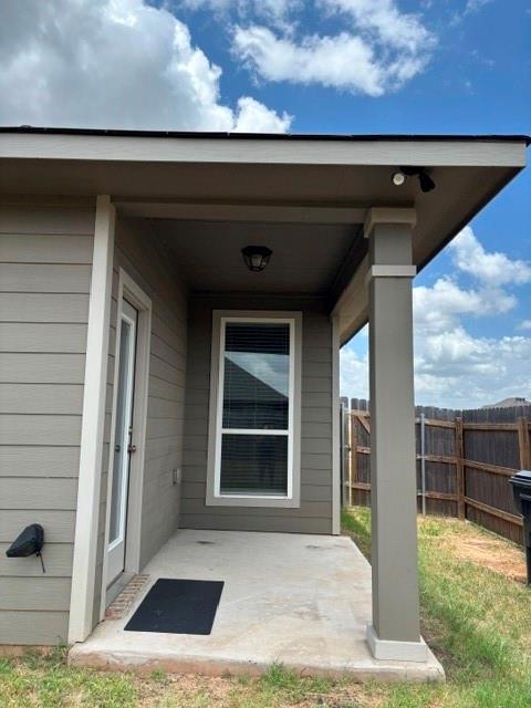 main property photo 28